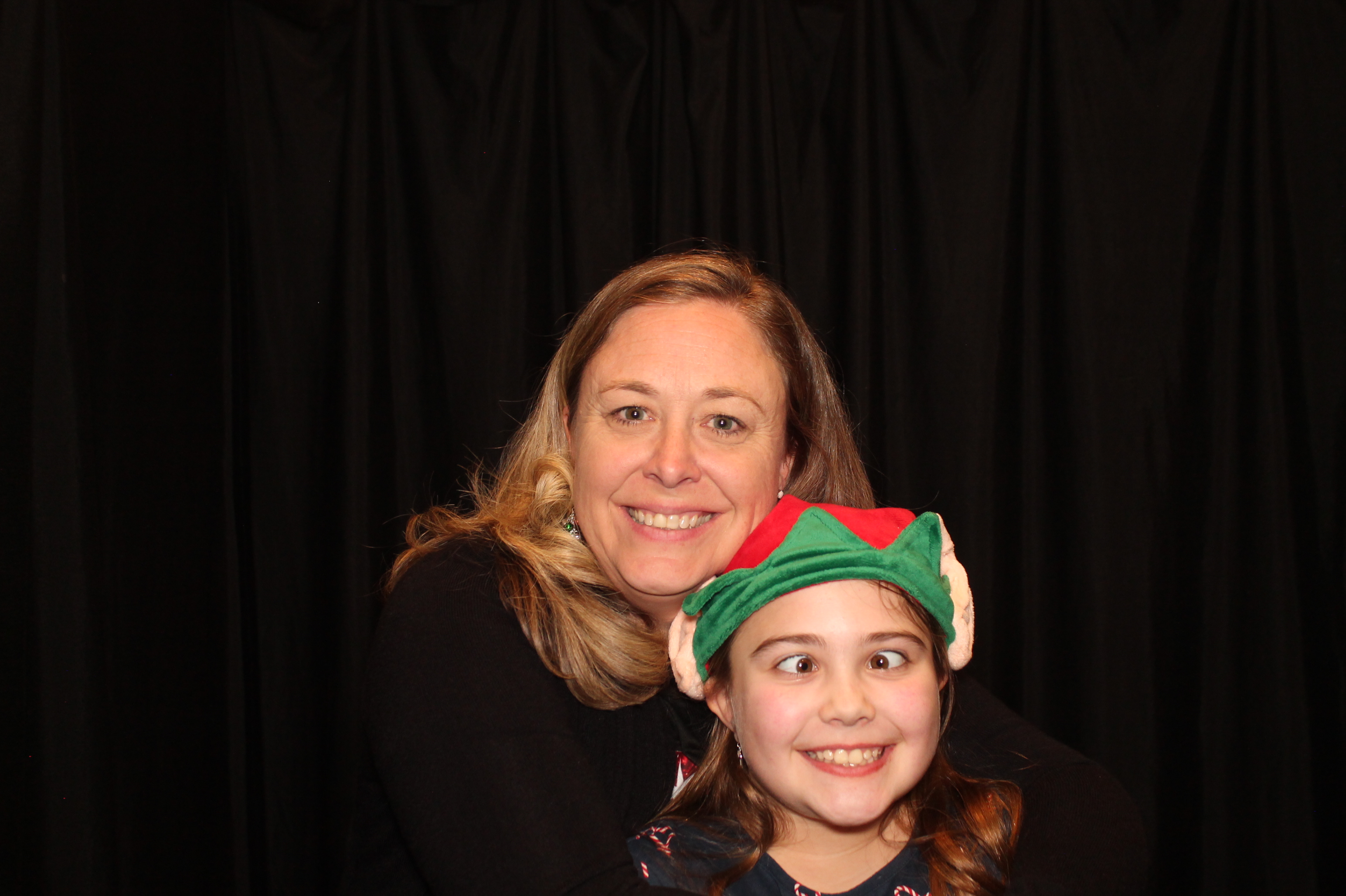 Quasonix Christmas Party | View more photos from the event at gallery.photoboothcincy.com/u/PhotoBoothCincy/Quasonix-Christmas-Party
