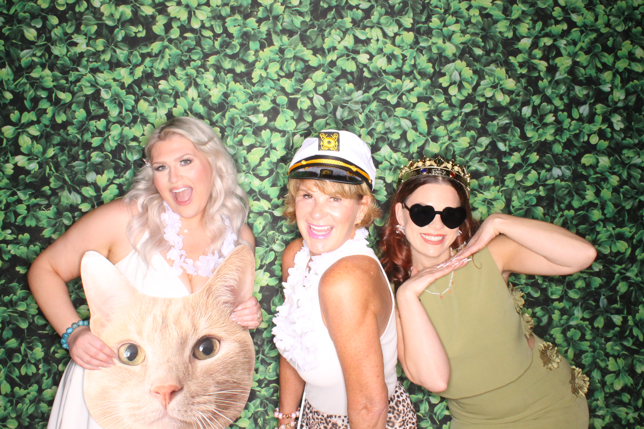 Rachael Pottner reception | View more photos from the event at gallery.photoboothcincy.com/u/PhotoBoothCincy/Rachael-Pottner-reception