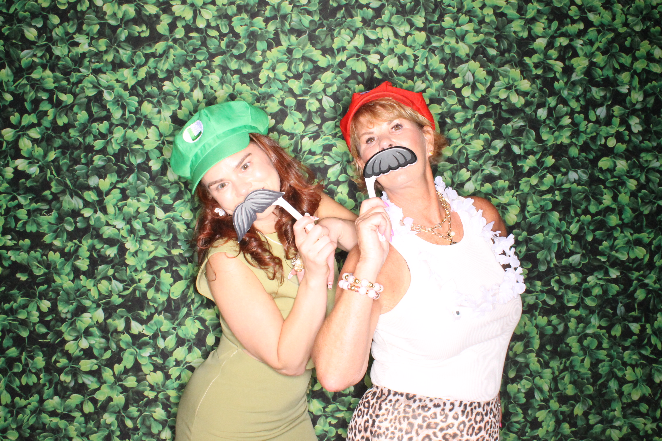 Rachael Pottner reception | View more photos from the event at gallery.photoboothcincy.com/u/PhotoBoothCincy/Rachael-Pottner-reception