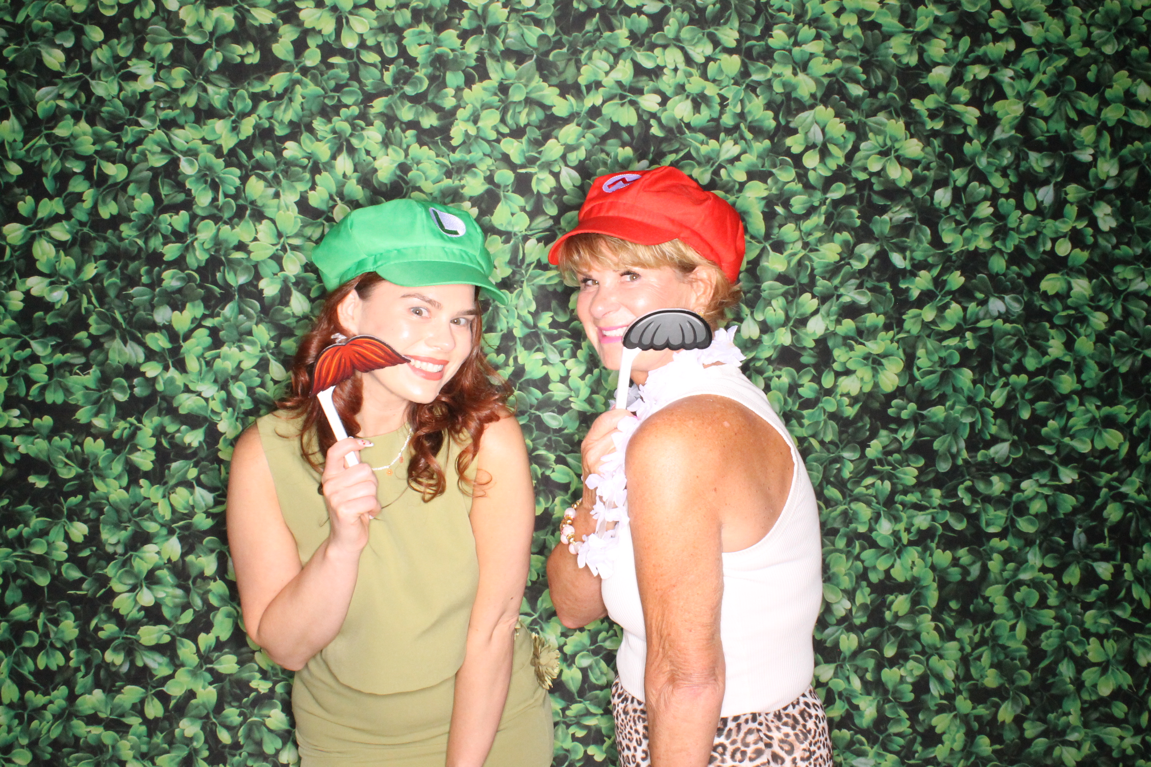Rachael Pottner reception | View more photos from the event at gallery.photoboothcincy.com/u/PhotoBoothCincy/Rachael-Pottner-reception