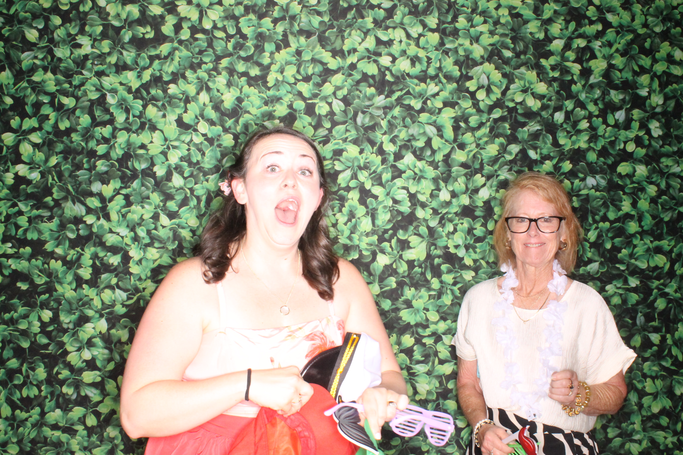 Rachael Pottner reception | View more photos from the event at gallery.photoboothcincy.com/u/PhotoBoothCincy/Rachael-Pottner-reception