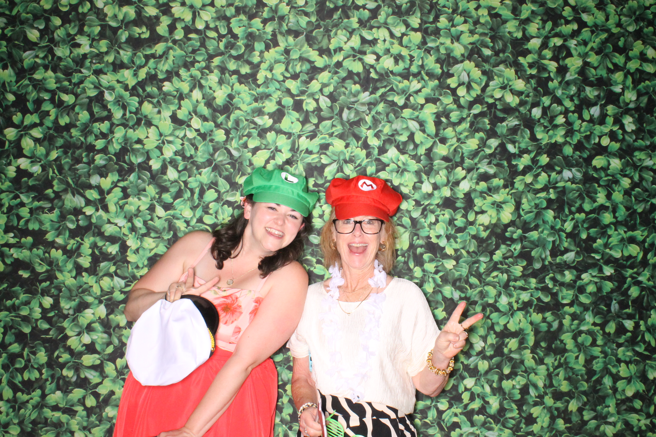Rachael Pottner reception | View more photos from the event at gallery.photoboothcincy.com/u/PhotoBoothCincy/Rachael-Pottner-reception