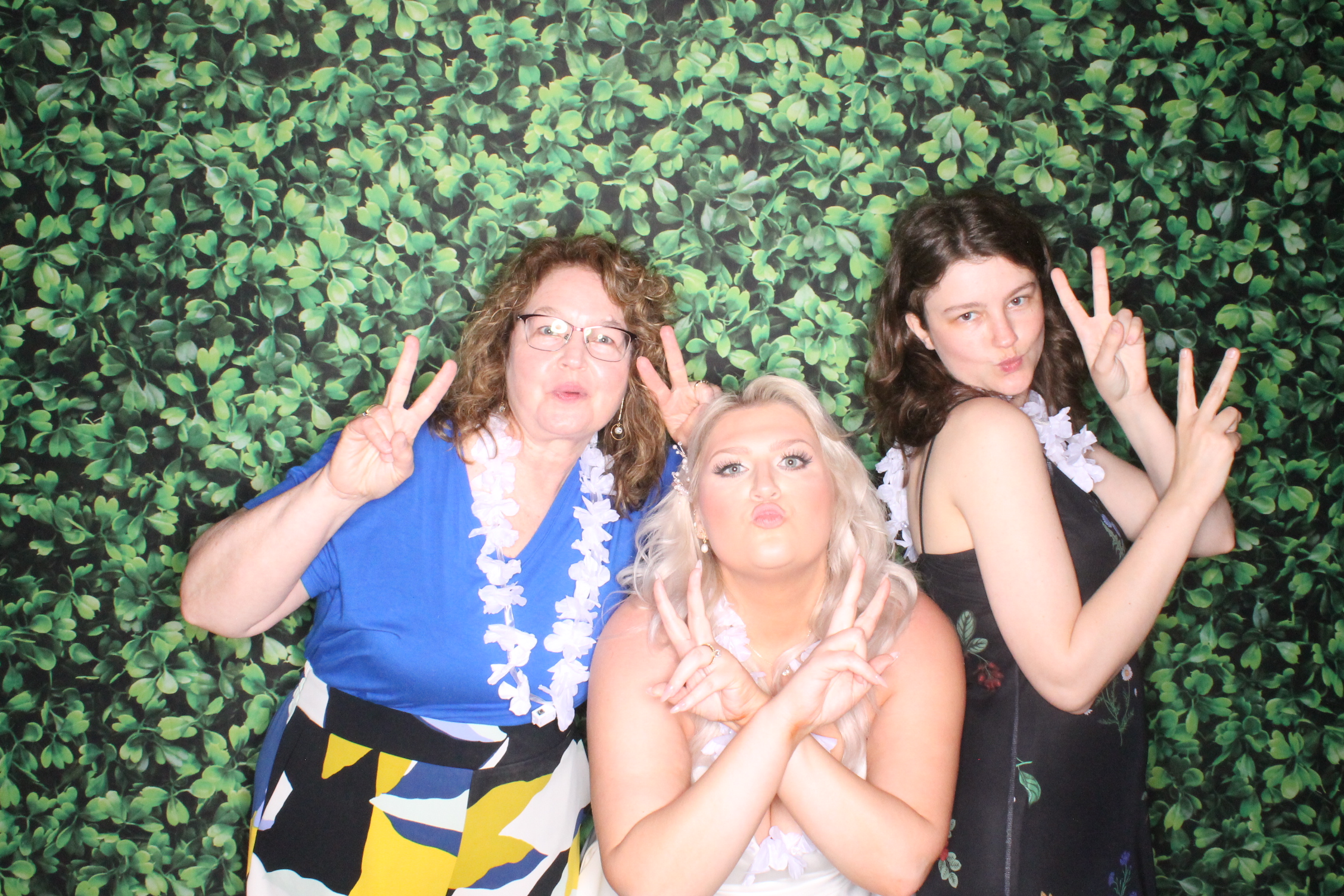 Rachael Pottner reception | View more photos from the event at gallery.photoboothcincy.com/u/PhotoBoothCincy/Rachael-Pottner-reception