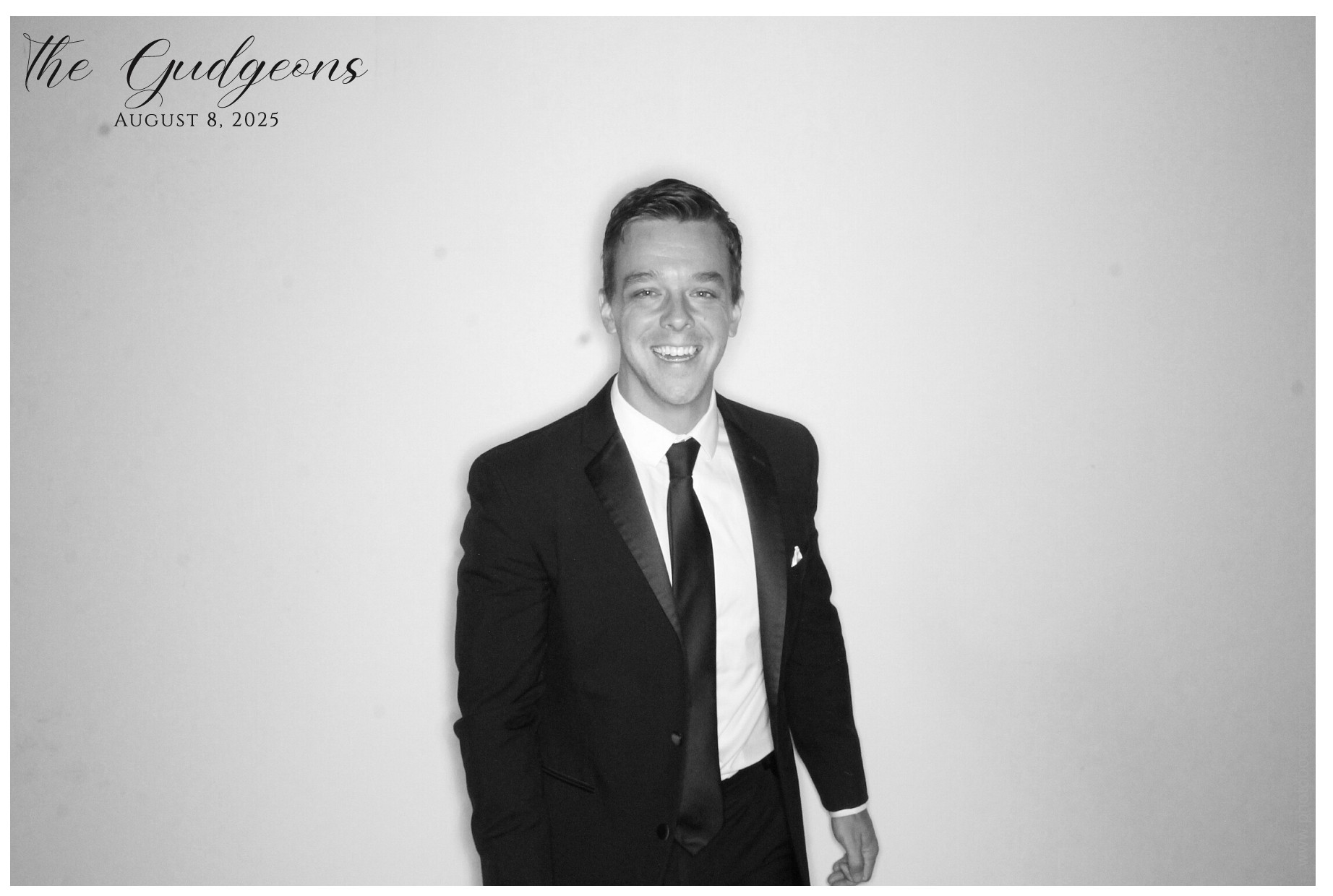 Rachel & Mitchell | View more photos from the event at gallery.photoboothcincy.com/u/PhotoBoothCincy/Rachel-Mitchell