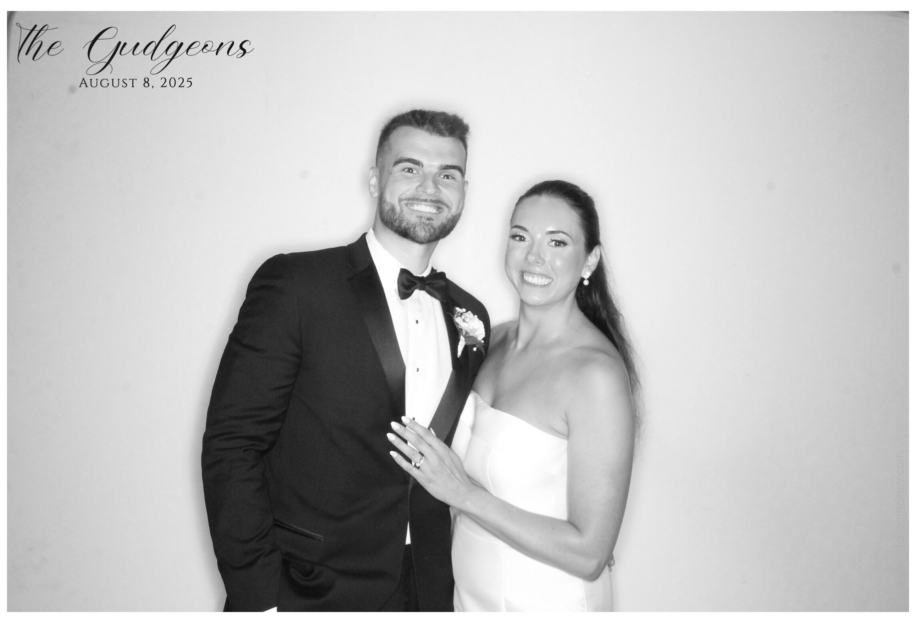 Rachel & Mitchell | View more photos from the event at gallery.photoboothcincy.com/u/PhotoBoothCincy/Rachel-Mitchell