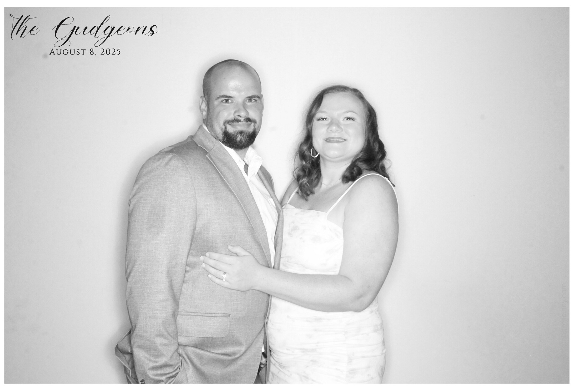 Rachel & Mitchell | View more photos from the event at gallery.photoboothcincy.com/u/PhotoBoothCincy/Rachel-Mitchell