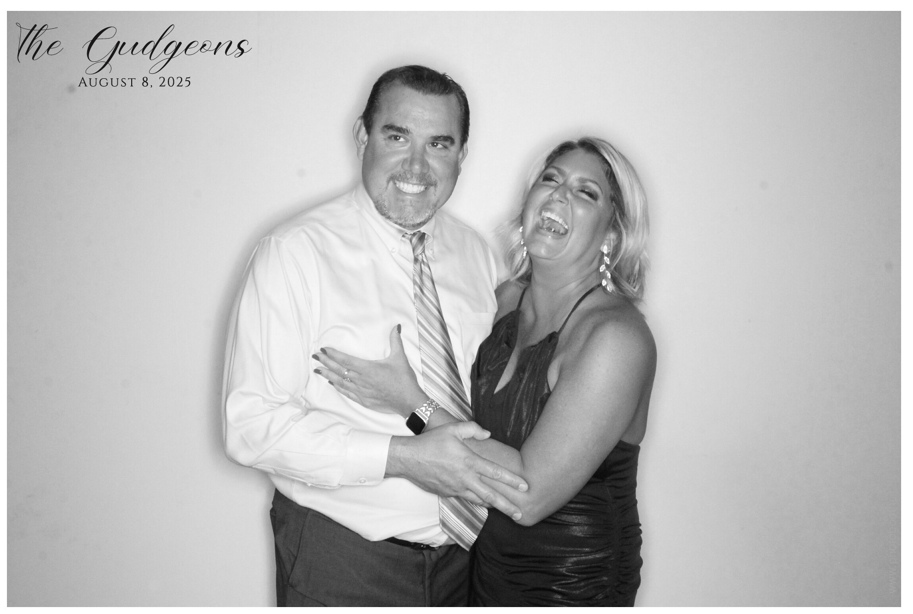 Rachel & Mitchell | View more photos from the event at gallery.photoboothcincy.com/u/PhotoBoothCincy/Rachel-Mitchell