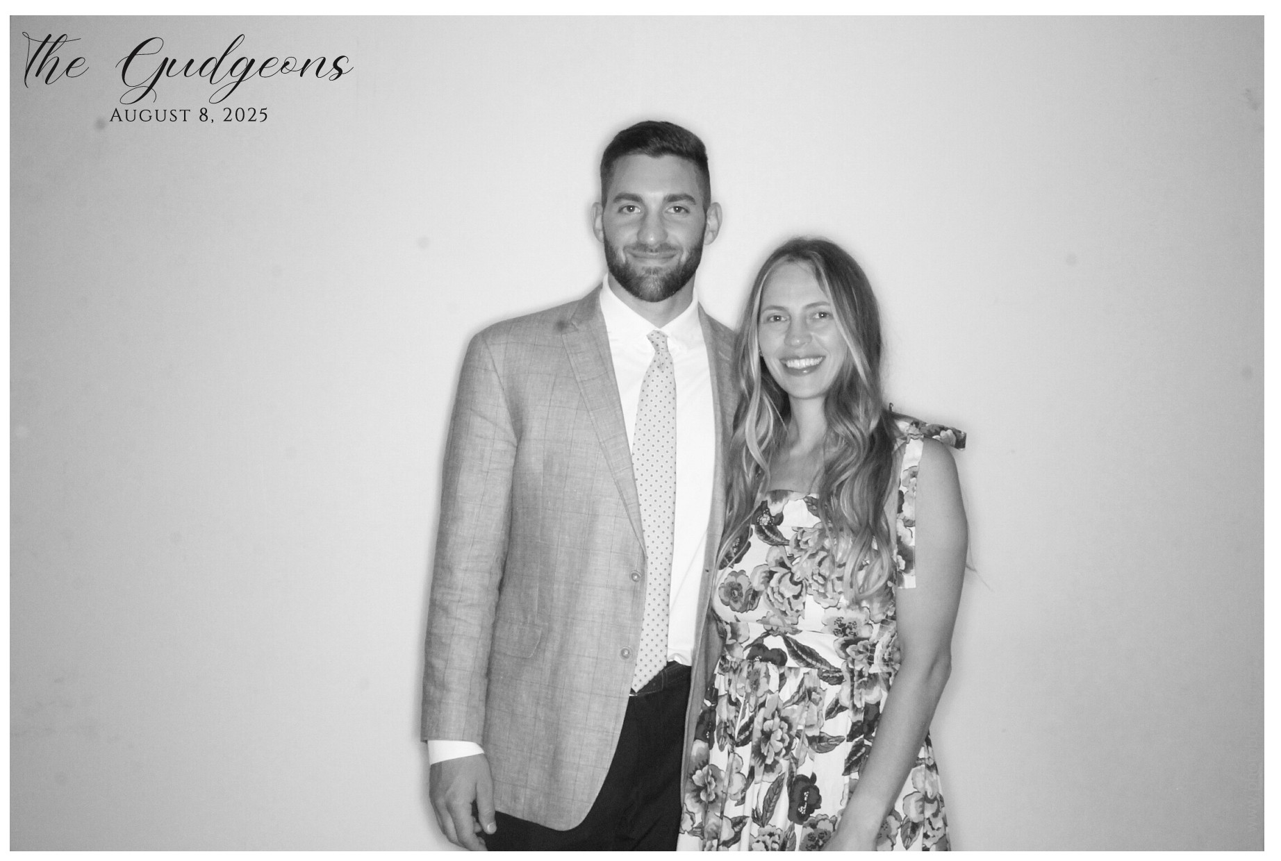 Rachel & Mitchell | View more photos from the event at gallery.photoboothcincy.com/u/PhotoBoothCincy/Rachel-Mitchell