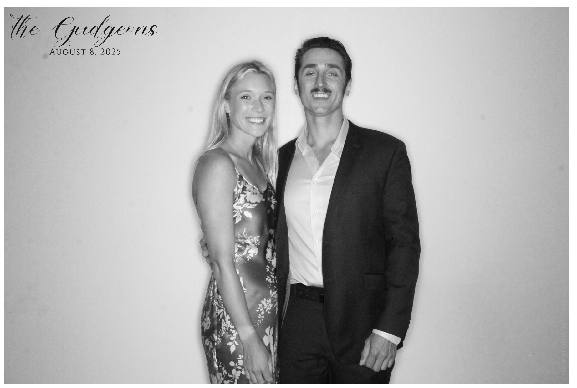 Rachel & Mitchell | View more photos from the event at gallery.photoboothcincy.com/u/PhotoBoothCincy/Rachel-Mitchell