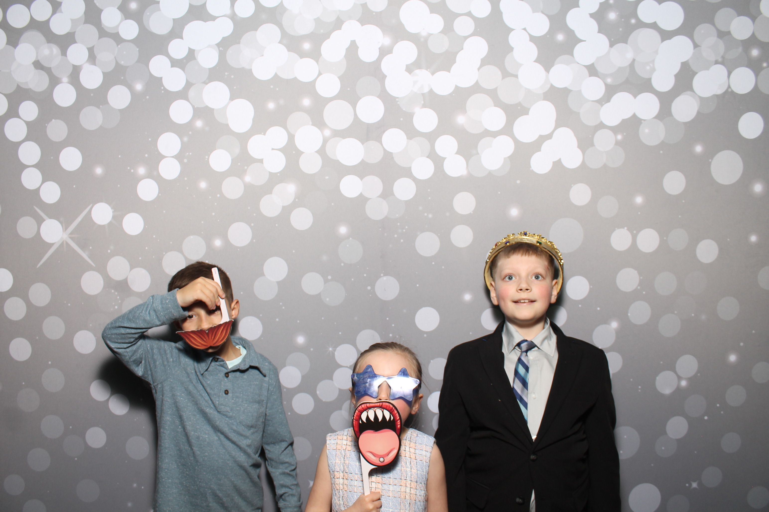 Rachel Rein Reception | View more photos from the event at gallery.photoboothcincy.com/u/PhotoBoothCincy/Rachel-Rein-Reception