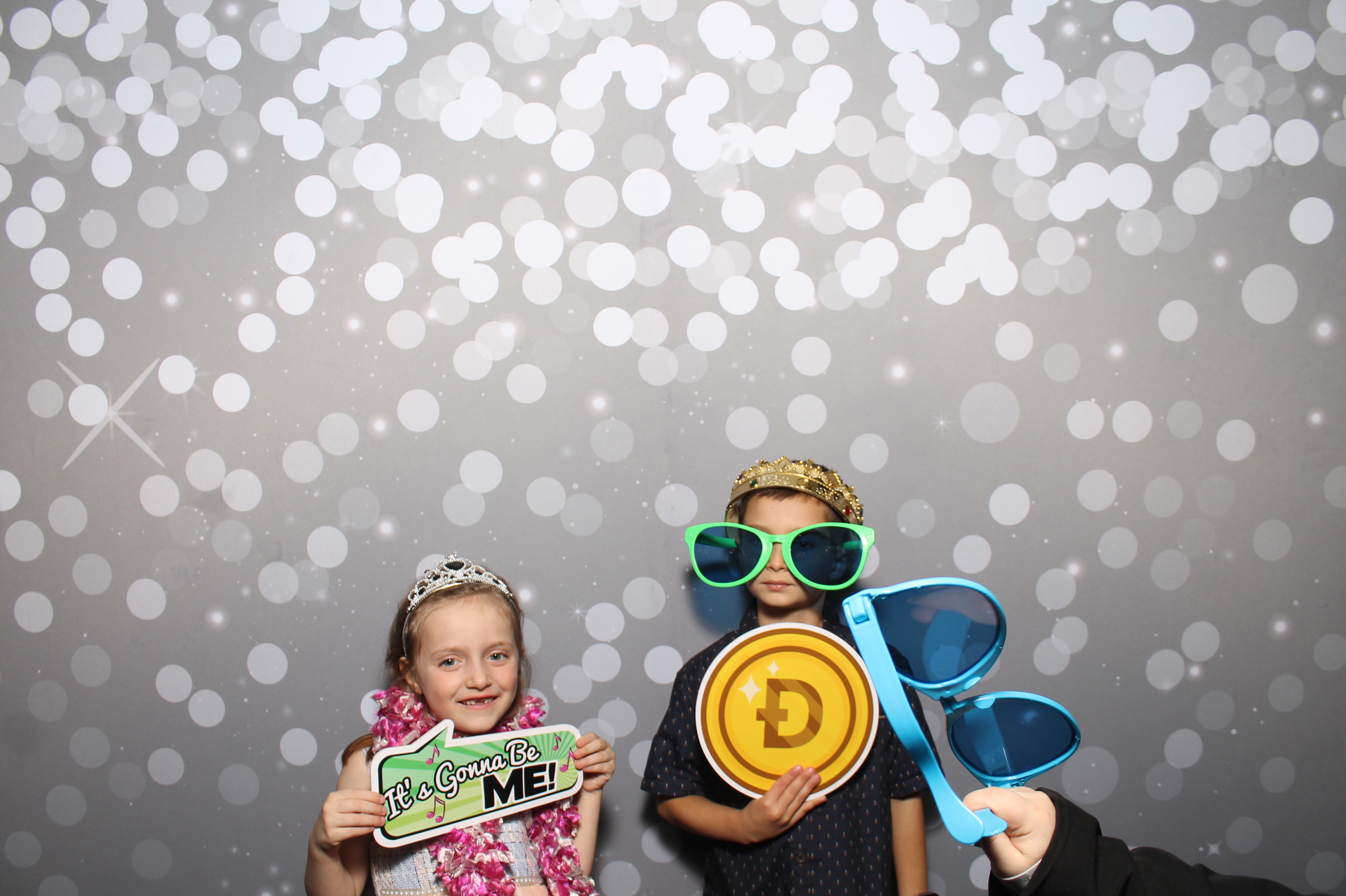 Rachel Rein Reception | View more photos from the event at gallery.photoboothcincy.com/u/PhotoBoothCincy/Rachel-Rein-Reception