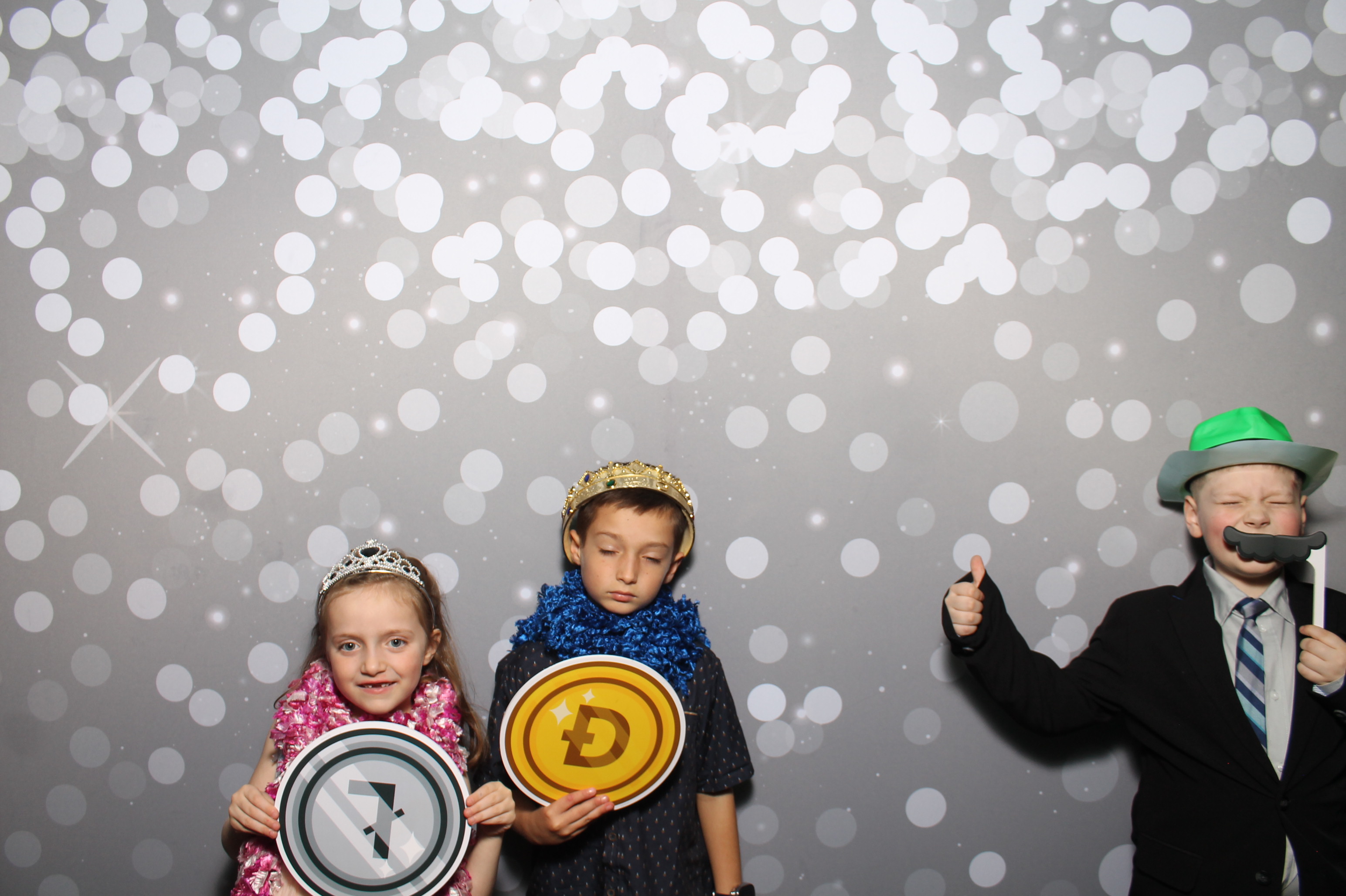 Rachel Rein Reception | View more photos from the event at gallery.photoboothcincy.com/u/PhotoBoothCincy/Rachel-Rein-Reception