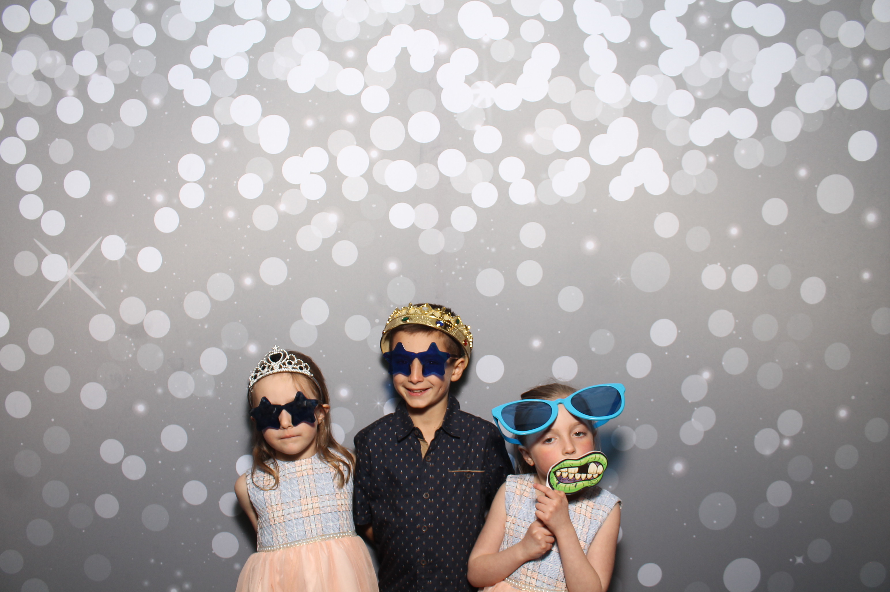 Rachel Rein Reception | View more photos from the event at gallery.photoboothcincy.com/u/PhotoBoothCincy/Rachel-Rein-Reception