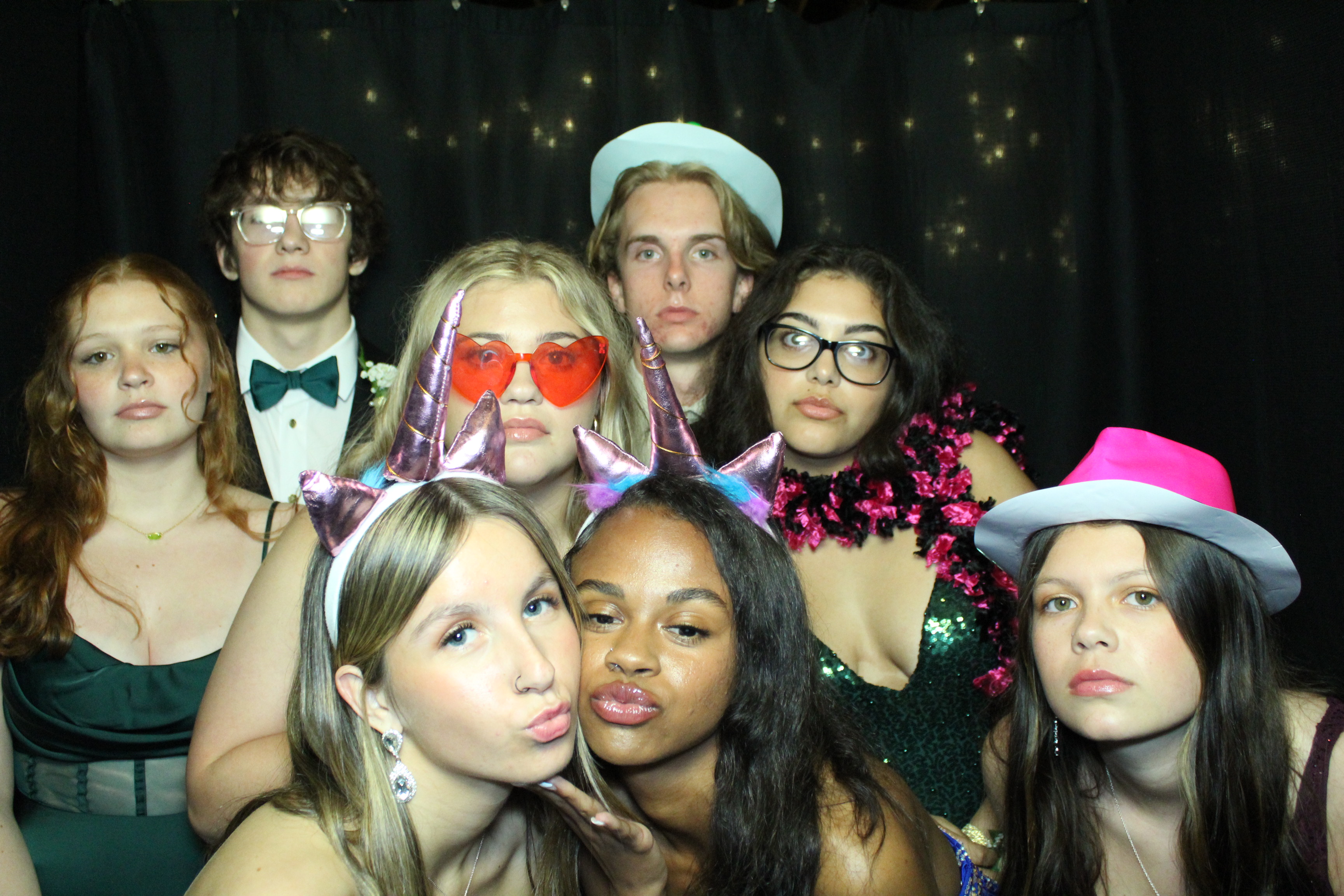 Reading Junior Senior Prom | View more photos from the event at gallery.photoboothcincy.com/u/PhotoBoothCincy/Reading-Junior-Senior-Prom