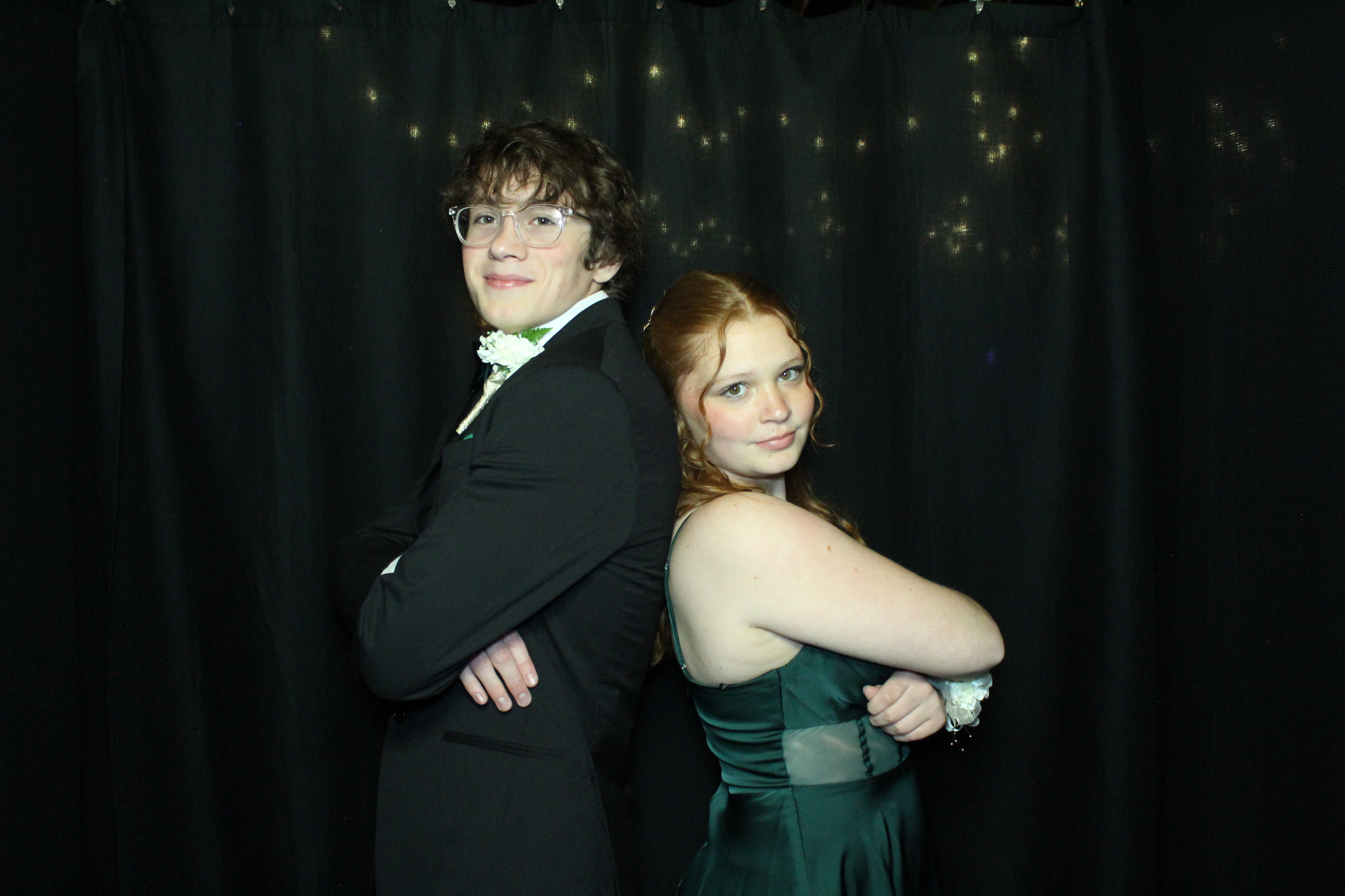 Reading Junior Senior Prom | View more photos from the event at gallery.photoboothcincy.com/u/PhotoBoothCincy/Reading-Junior-Senior-Prom