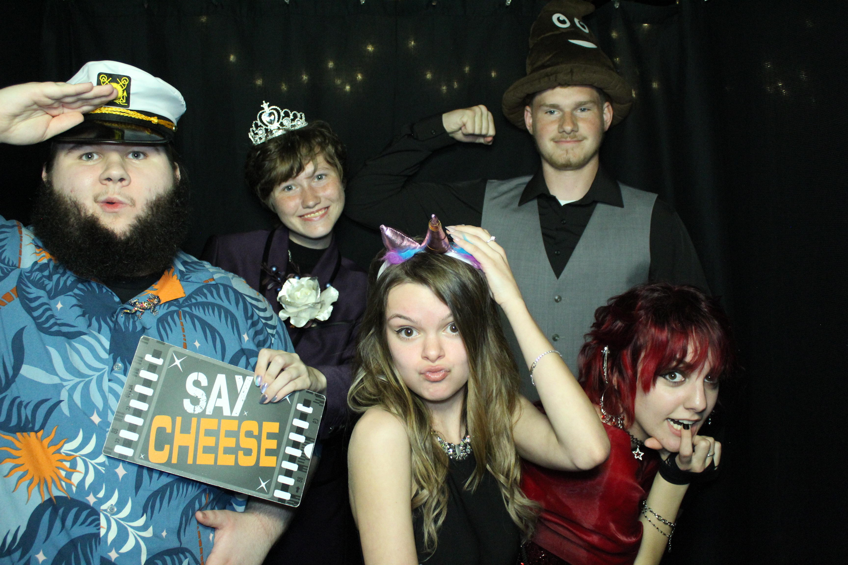 Reading Junior Senior Prom | View more photos from the event at gallery.photoboothcincy.com/u/PhotoBoothCincy/Reading-Junior-Senior-Prom