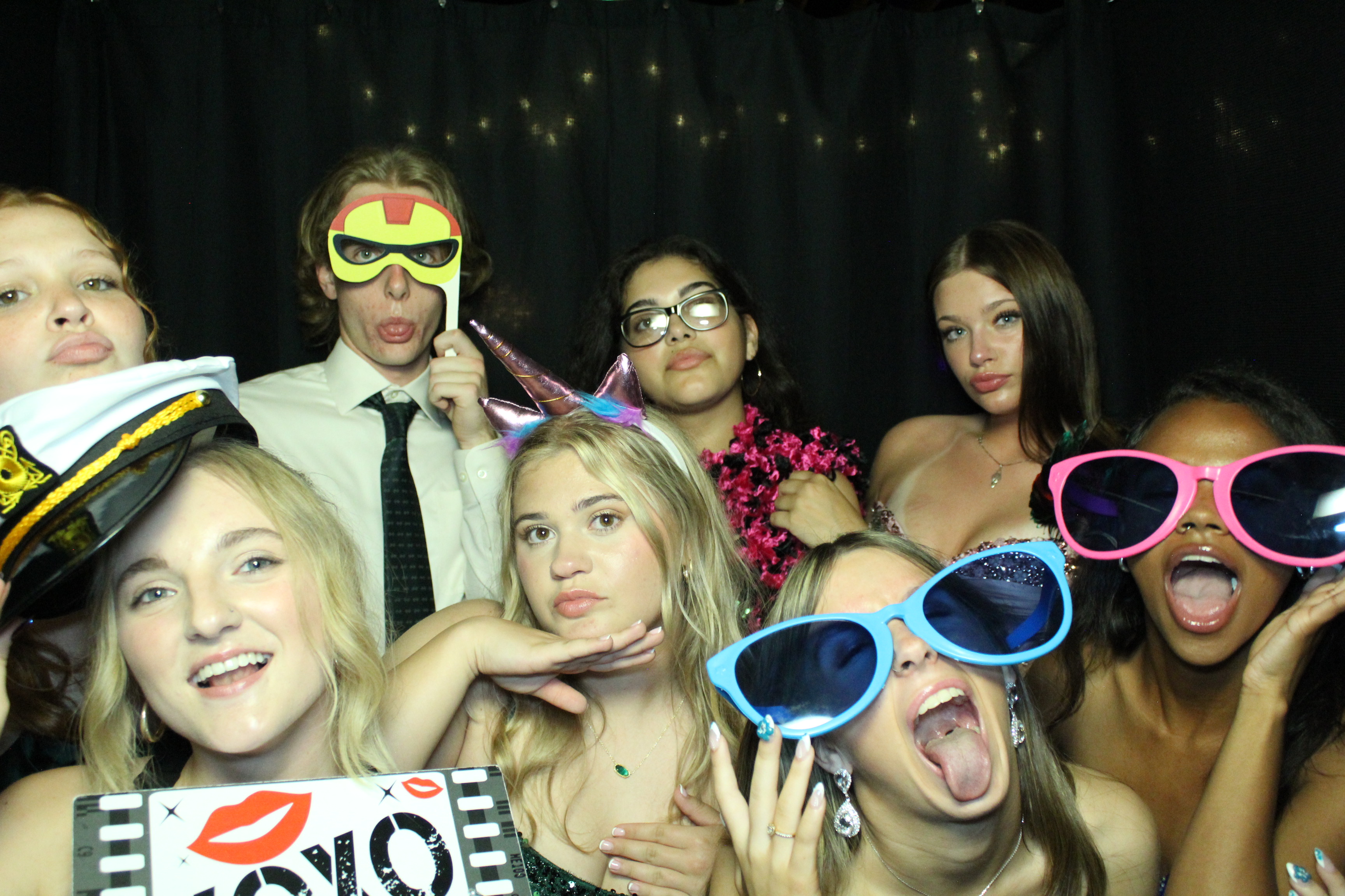 Reading Junior Senior Prom | View more photos from the event at gallery.photoboothcincy.com/u/PhotoBoothCincy/Reading-Junior-Senior-Prom