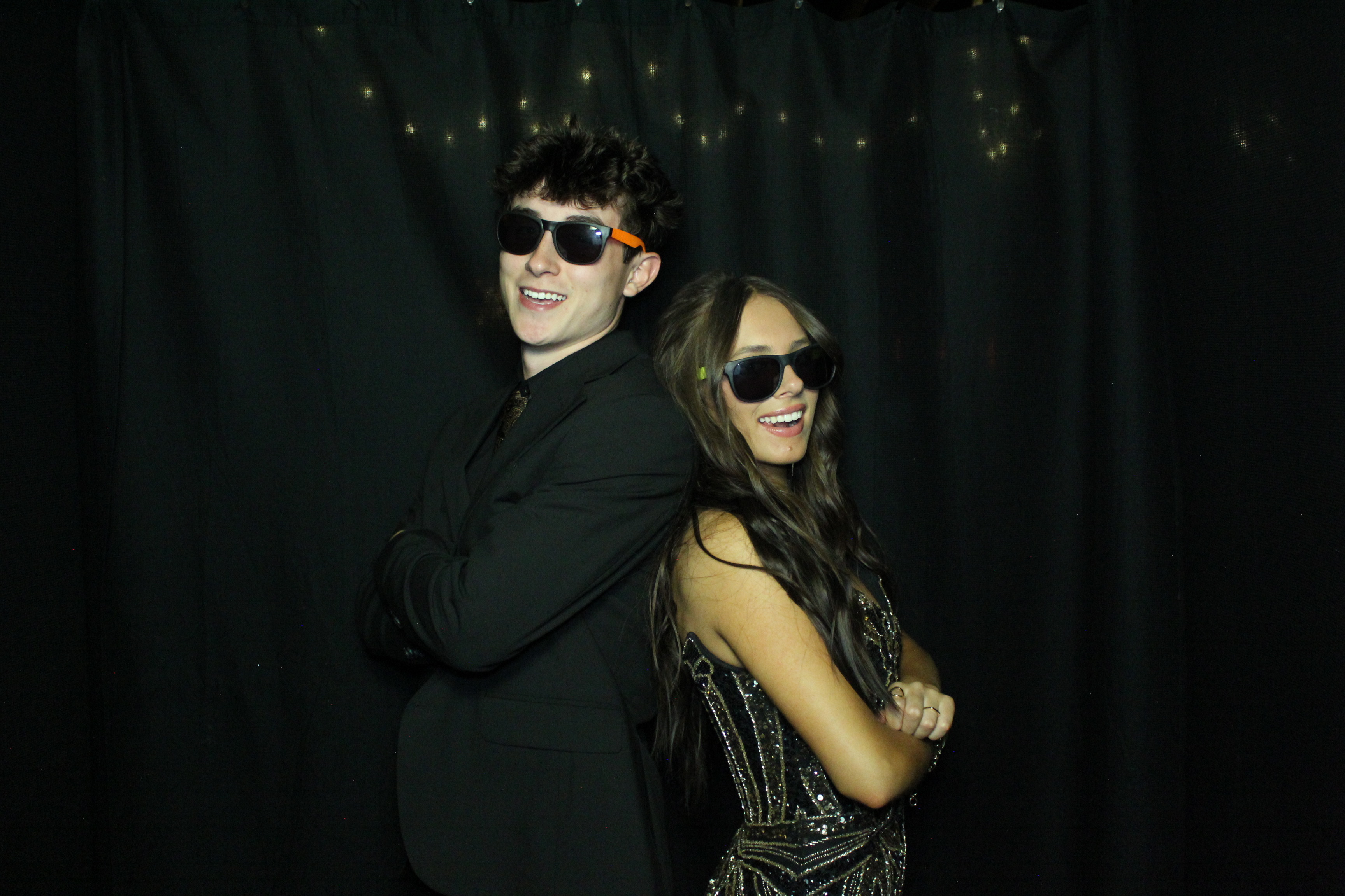 Reading Junior Senior Prom | View more photos from the event at gallery.photoboothcincy.com/u/PhotoBoothCincy/Reading-Junior-Senior-Prom