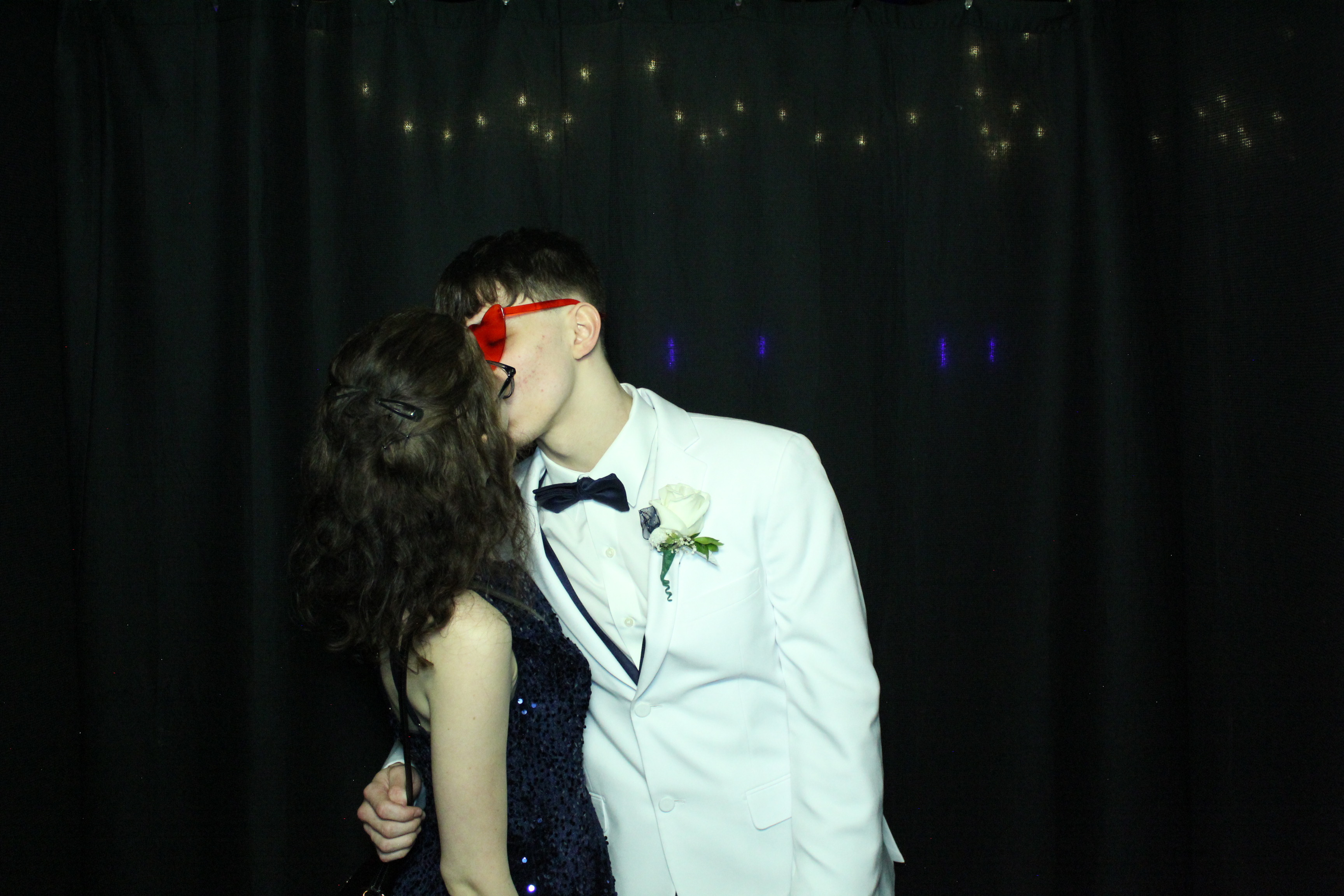 Reading Junior Senior Prom | View more photos from the event at gallery.photoboothcincy.com/u/PhotoBoothCincy/Reading-Junior-Senior-Prom