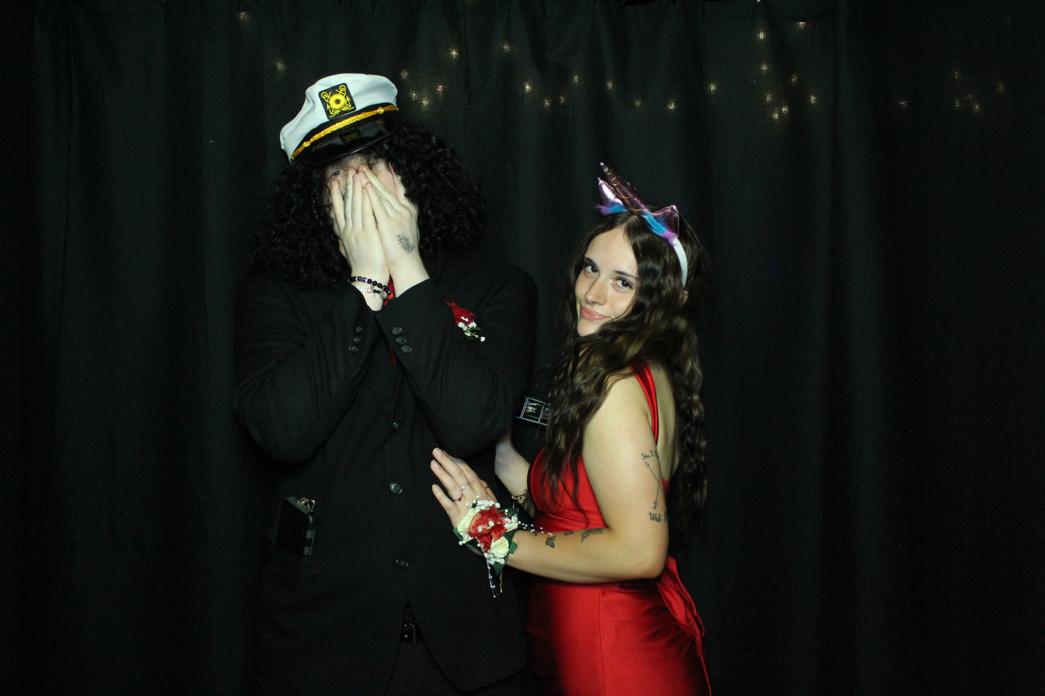 Reading Junior Senior Prom | View more photos from the event at gallery.photoboothcincy.com/u/PhotoBoothCincy/Reading-Junior-Senior-Prom