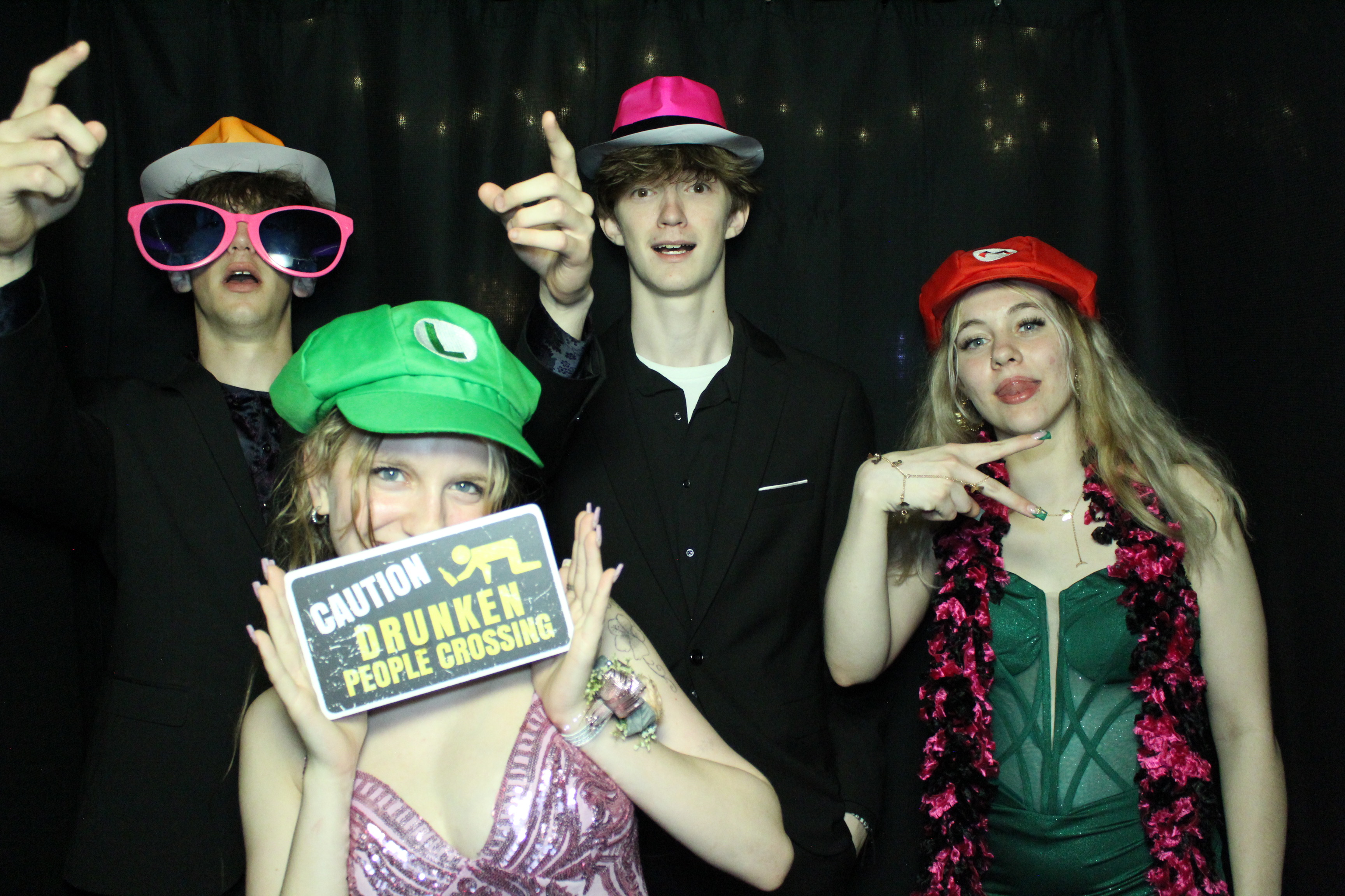 Reading Junior Senior Prom | View more photos from the event at gallery.photoboothcincy.com/u/PhotoBoothCincy/Reading-Junior-Senior-Prom