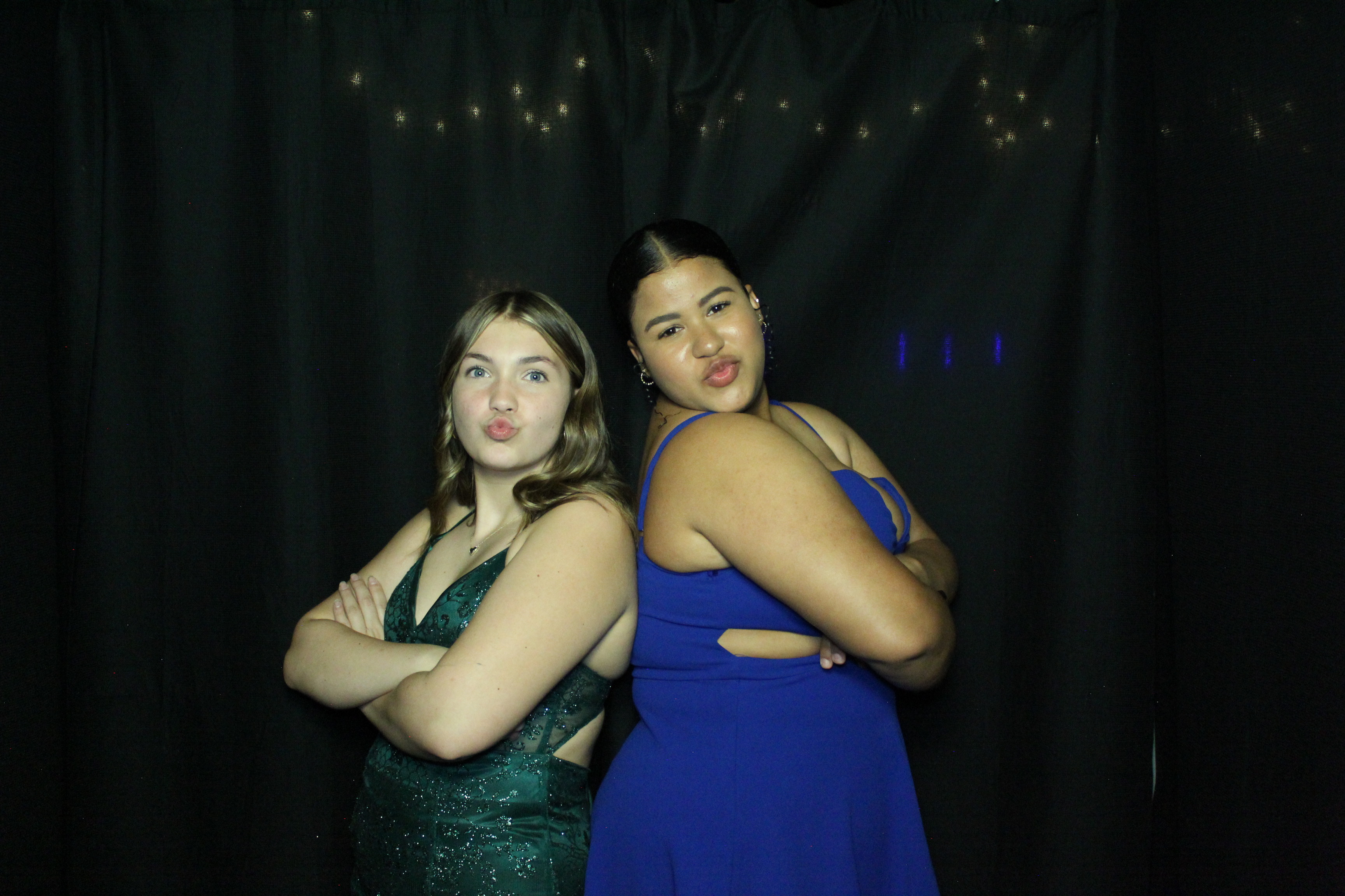 Reading Junior Senior Prom | View more photos from the event at gallery.photoboothcincy.com/u/PhotoBoothCincy/Reading-Junior-Senior-Prom
