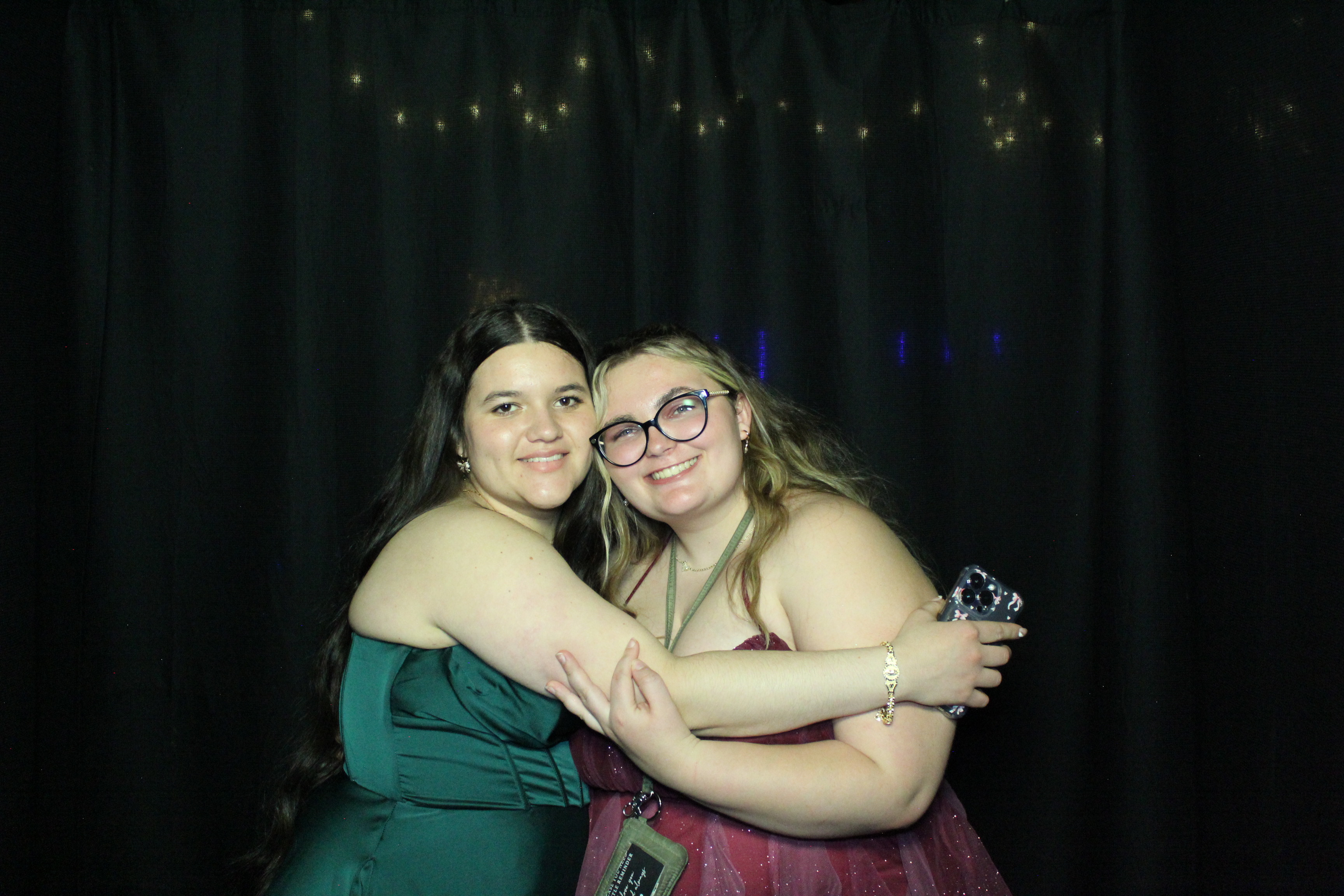 Reading Junior Senior Prom | View more photos from the event at gallery.photoboothcincy.com/u/PhotoBoothCincy/Reading-Junior-Senior-Prom