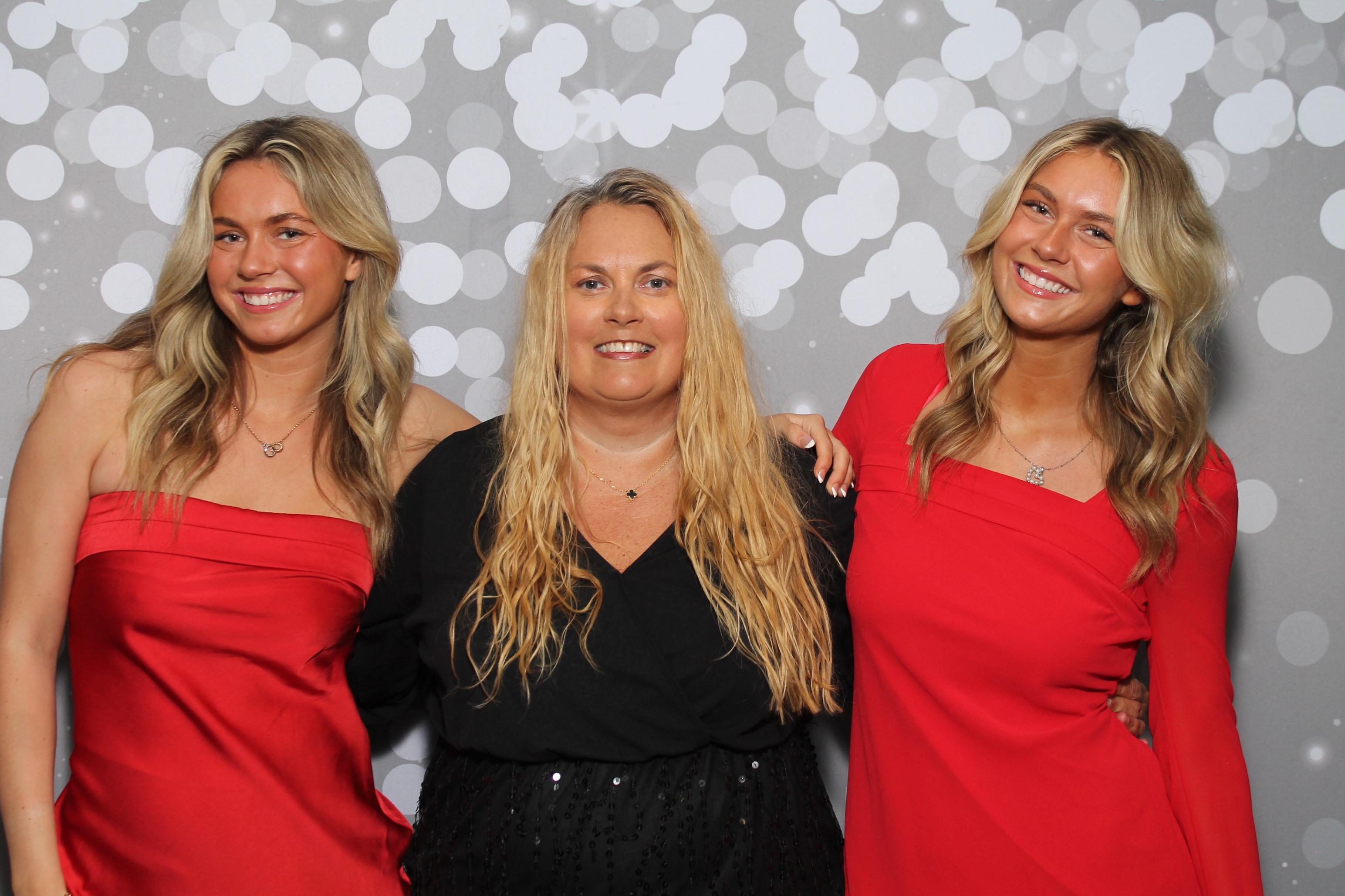 Red Dress Gala | View more photos from the event at gallery.photoboothcincy.com/u/PhotoBoothCincy/Red-Dress-Gala-1