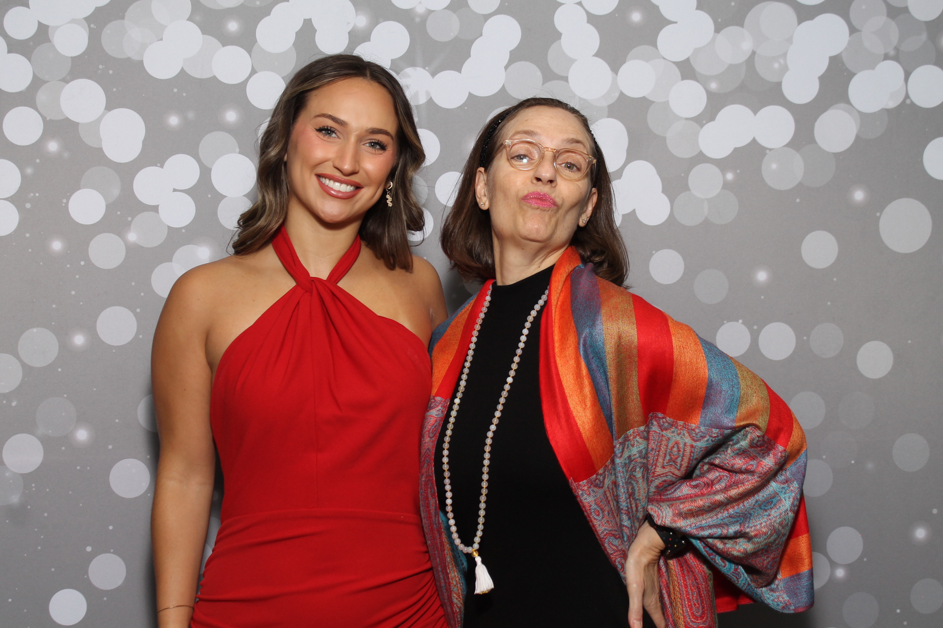 Red Dress Gala | View more photos from the event at gallery.photoboothcincy.com/u/PhotoBoothCincy/Red-Dress-Gala-1