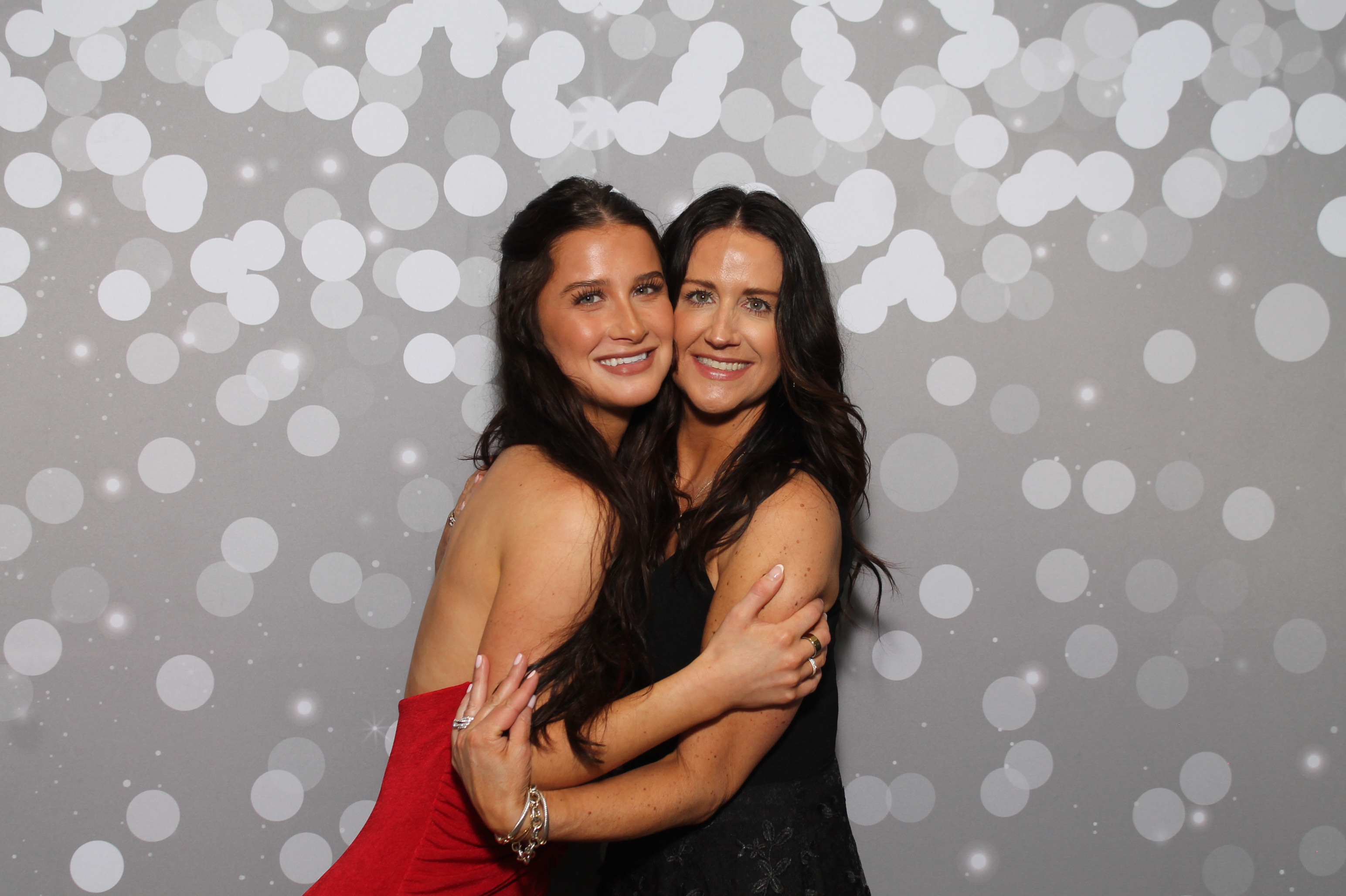 Red Dress Gala | View more photos from the event at gallery.photoboothcincy.com/u/PhotoBoothCincy/Red-Dress-Gala-1