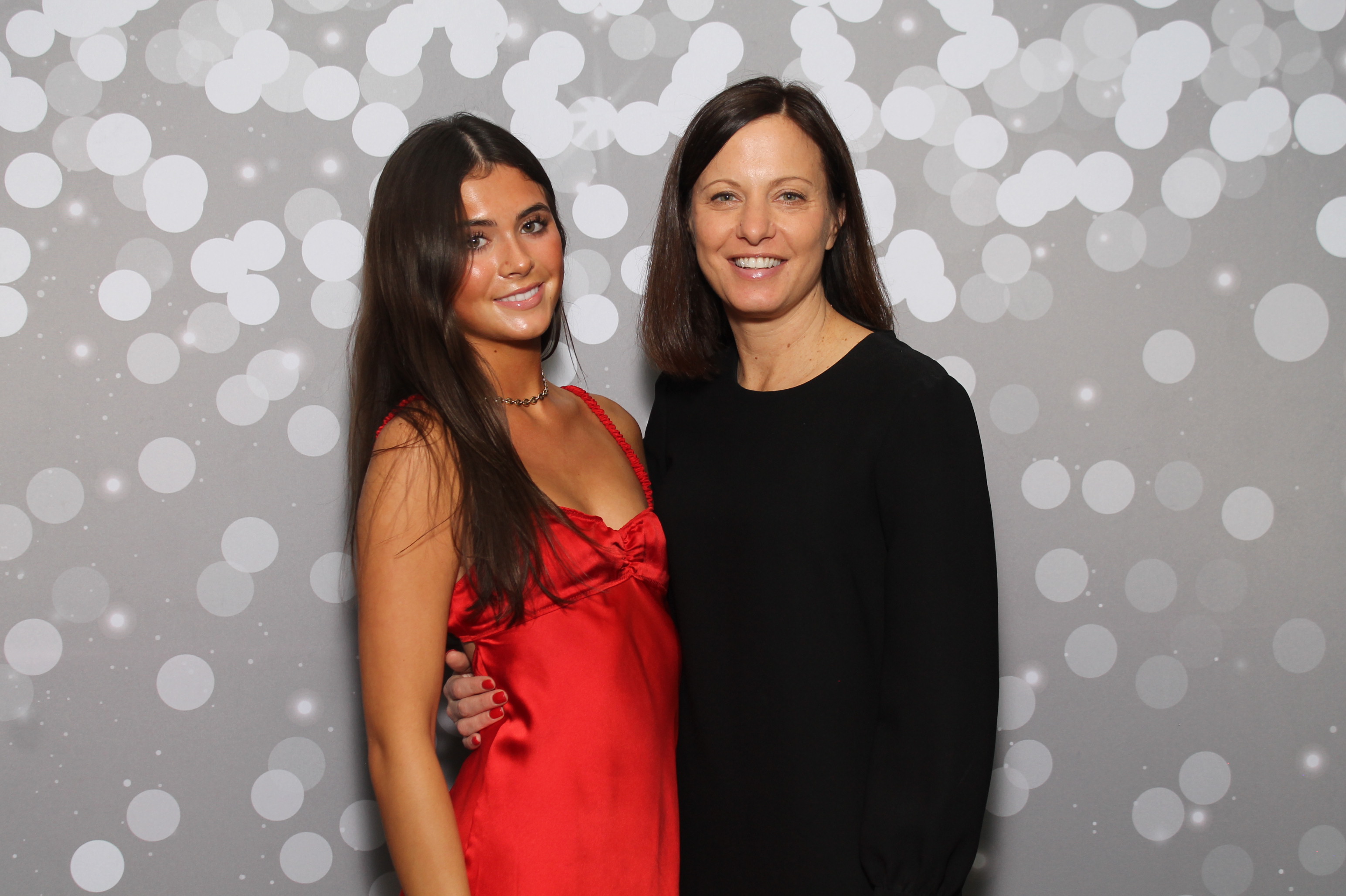 Red Dress Gala | View more photos from the event at gallery.photoboothcincy.com/u/PhotoBoothCincy/Red-Dress-Gala-1