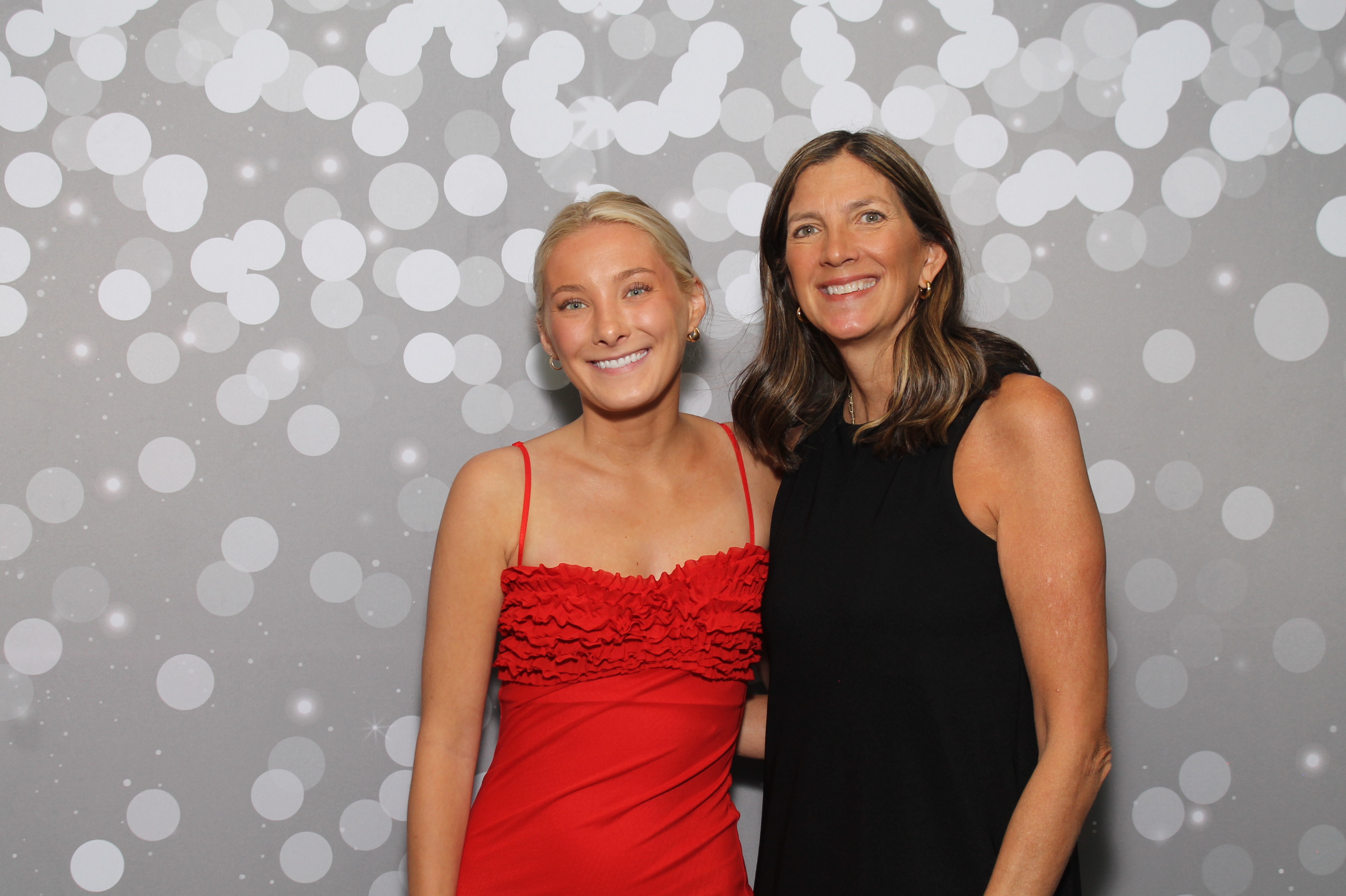Red Dress Gala | View more photos from the event at gallery.photoboothcincy.com/u/PhotoBoothCincy/Red-Dress-Gala-1