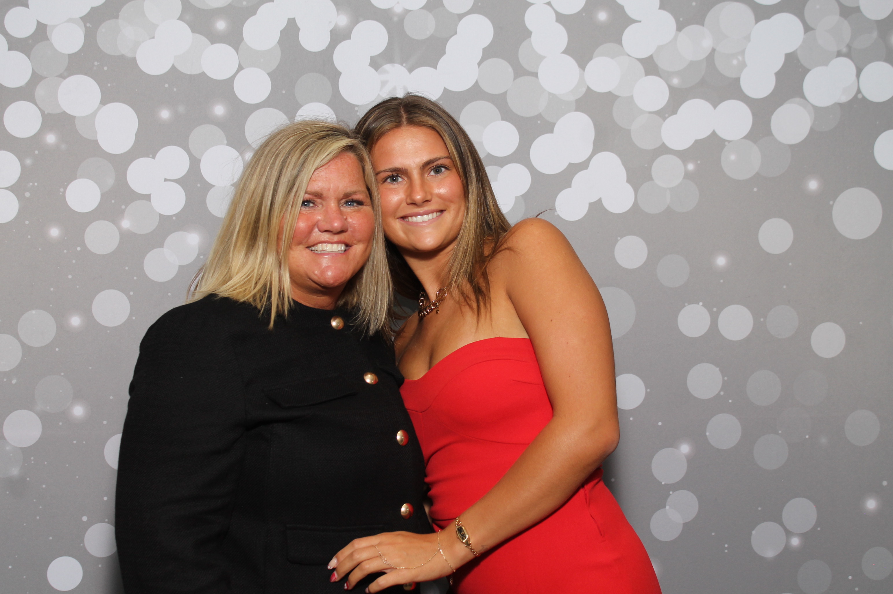 Red Dress Gala | View more photos from the event at gallery.photoboothcincy.com/u/PhotoBoothCincy/Red-Dress-Gala-1