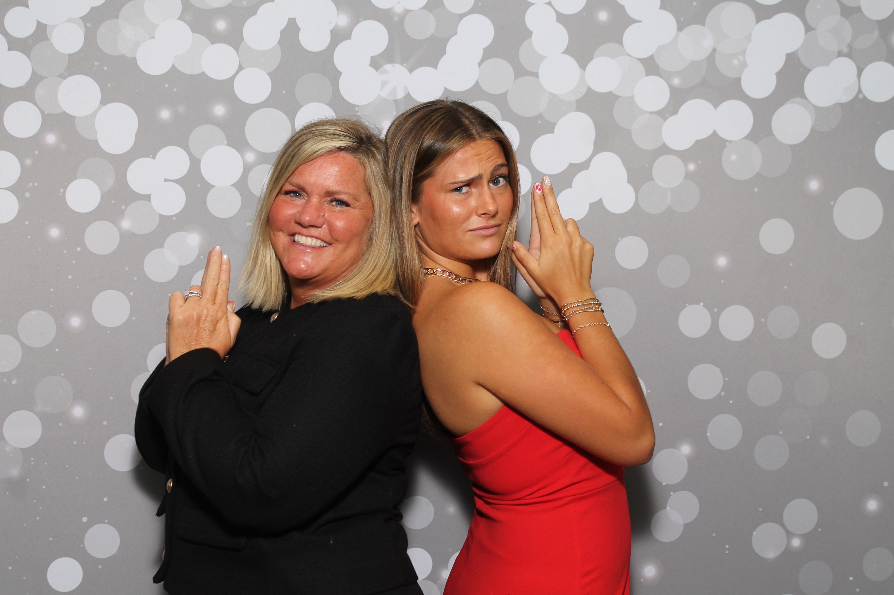 Red Dress Gala | View more photos from the event at gallery.photoboothcincy.com/u/PhotoBoothCincy/Red-Dress-Gala-1