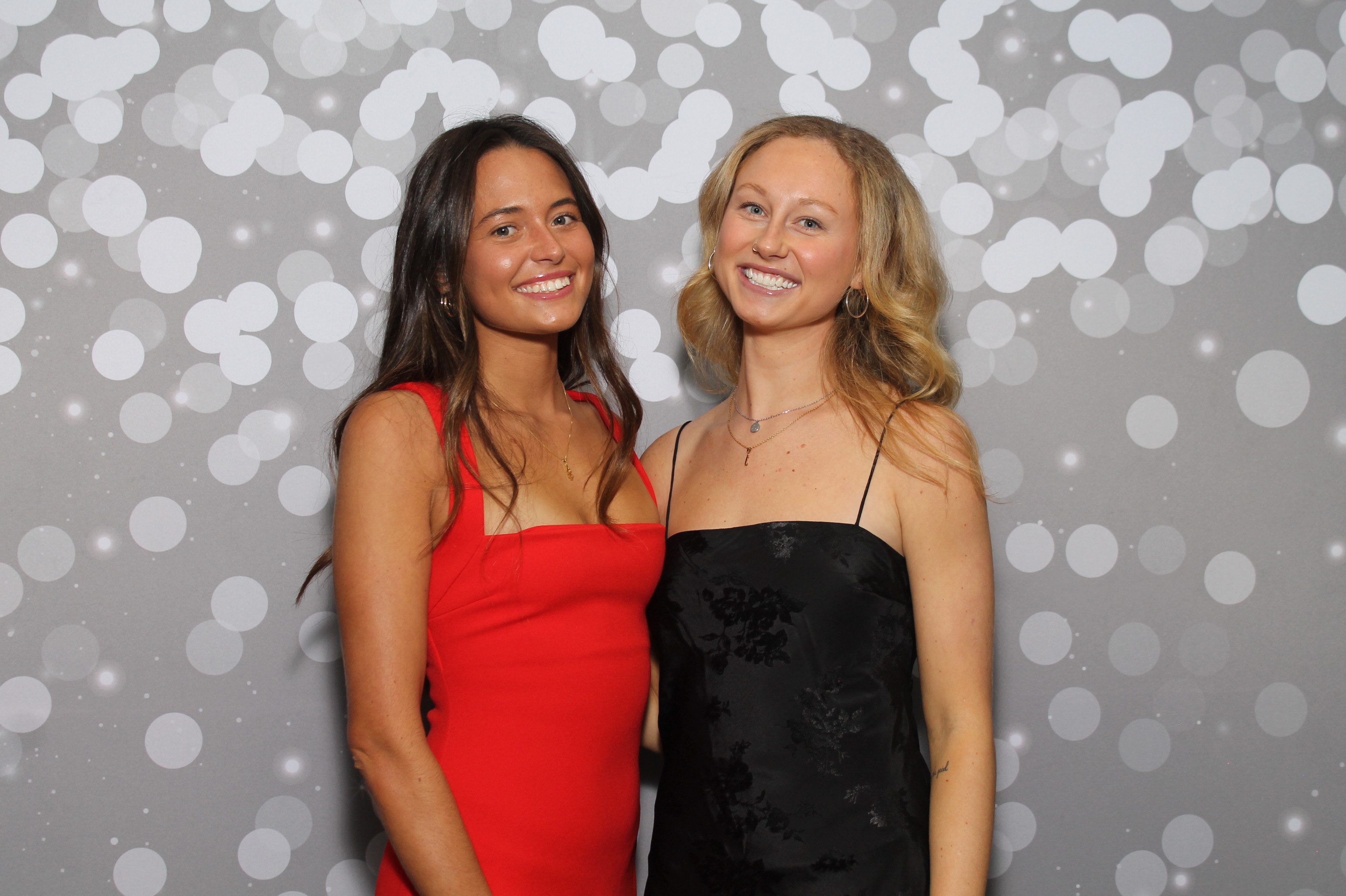 Red Dress Gala | View more photos from the event at gallery.photoboothcincy.com/u/PhotoBoothCincy/Red-Dress-Gala-1