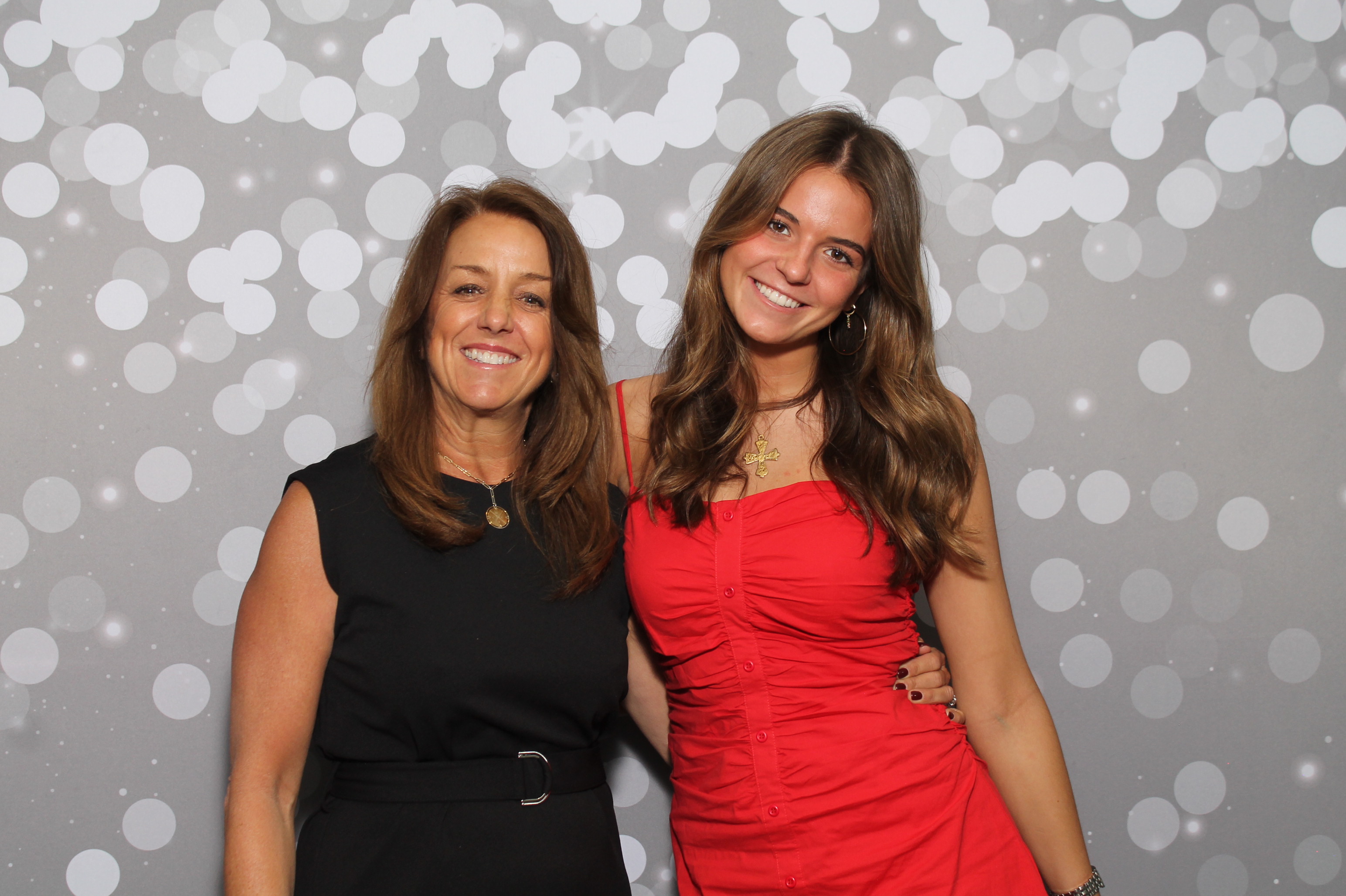 Red Dress Gala | View more photos from the event at gallery.photoboothcincy.com/u/PhotoBoothCincy/Red-Dress-Gala-1