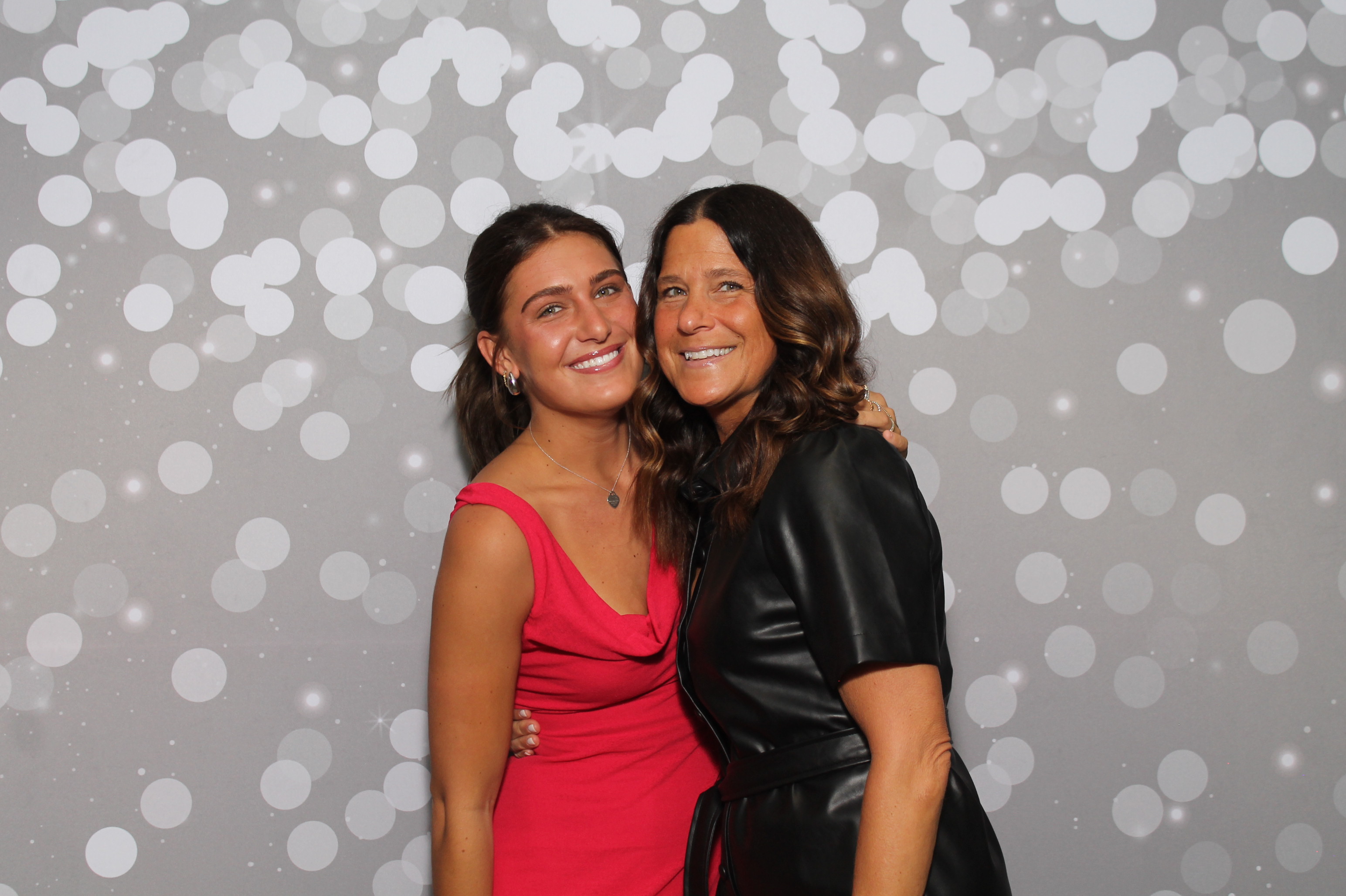 Red Dress Gala | View more photos from the event at gallery.photoboothcincy.com/u/PhotoBoothCincy/Red-Dress-Gala-1