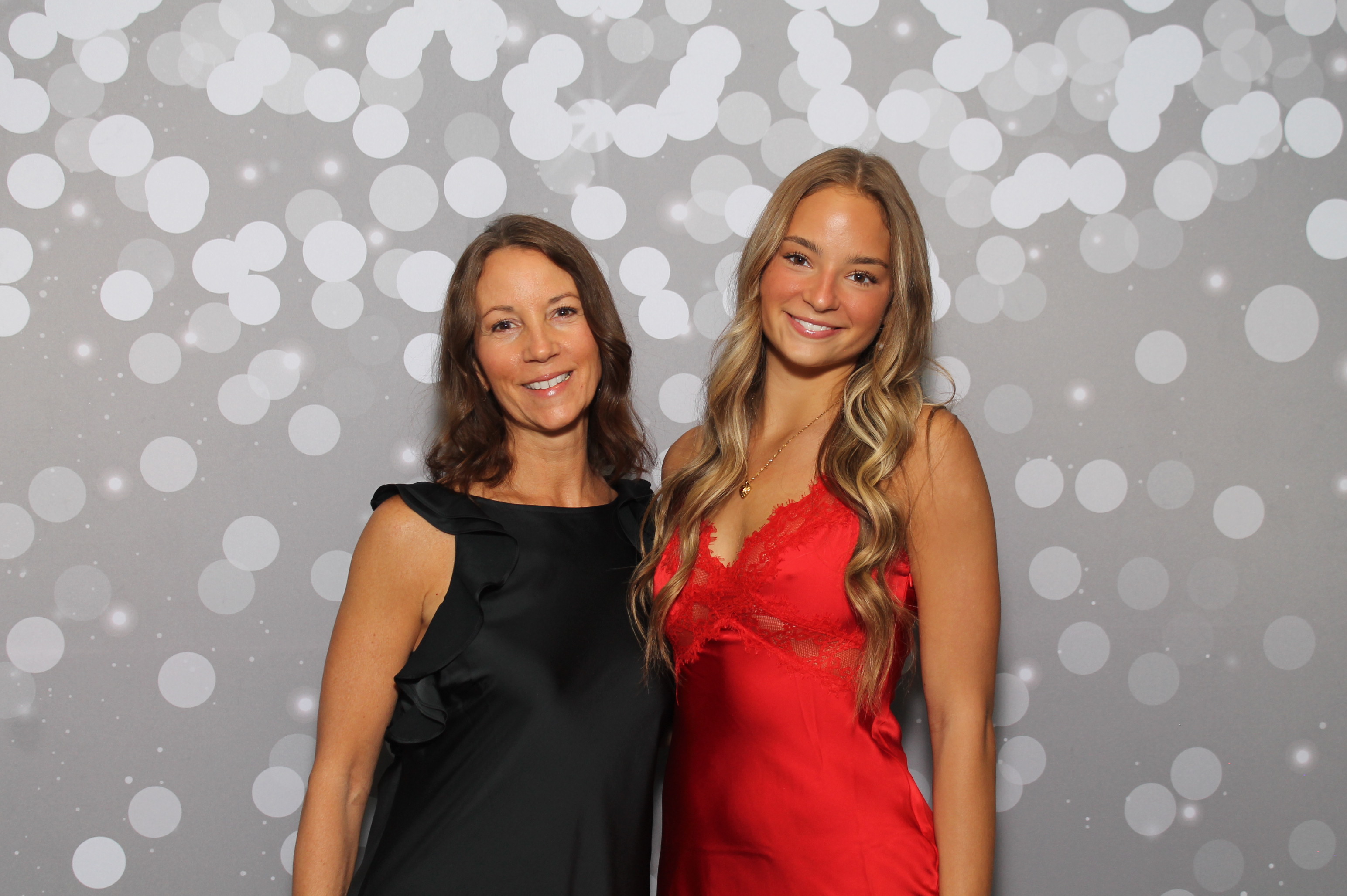 Red Dress Gala | View more photos from the event at gallery.photoboothcincy.com/u/PhotoBoothCincy/Red-Dress-Gala-1