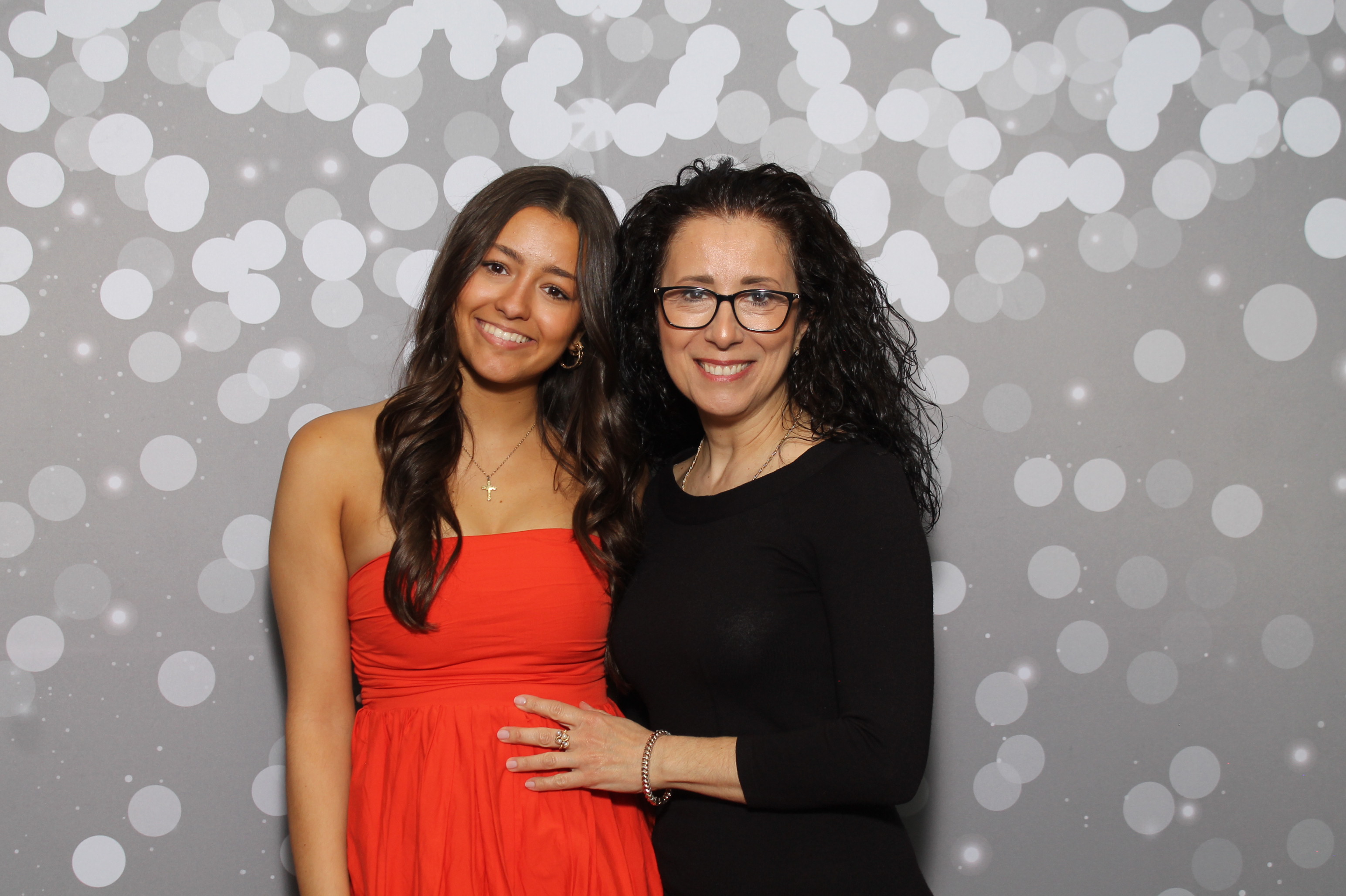 Red Dress Gala | View more photos from the event at gallery.photoboothcincy.com/u/PhotoBoothCincy/Red-Dress-Gala-1