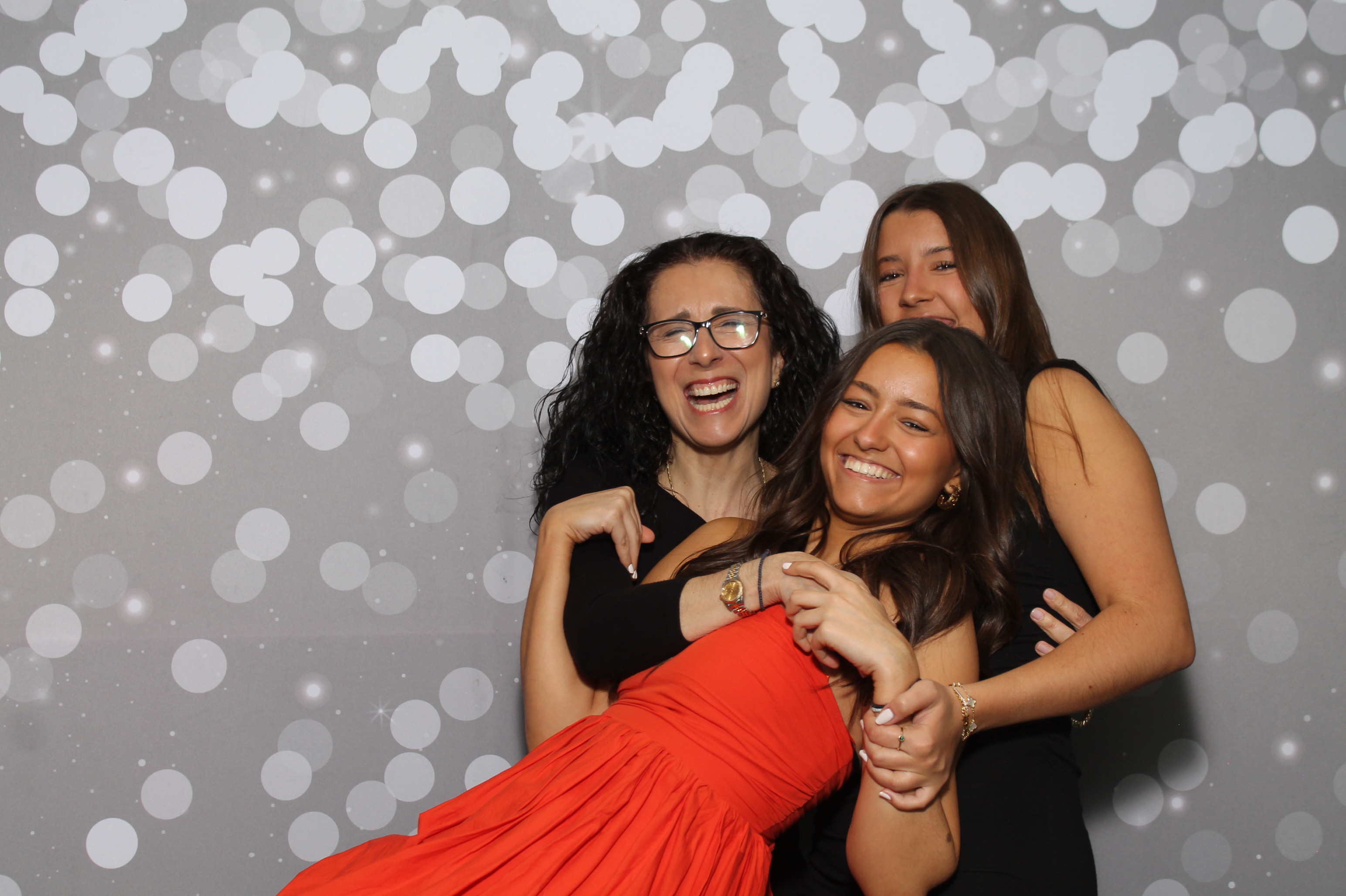 Red Dress Gala | View more photos from the event at gallery.photoboothcincy.com/u/PhotoBoothCincy/Red-Dress-Gala-1