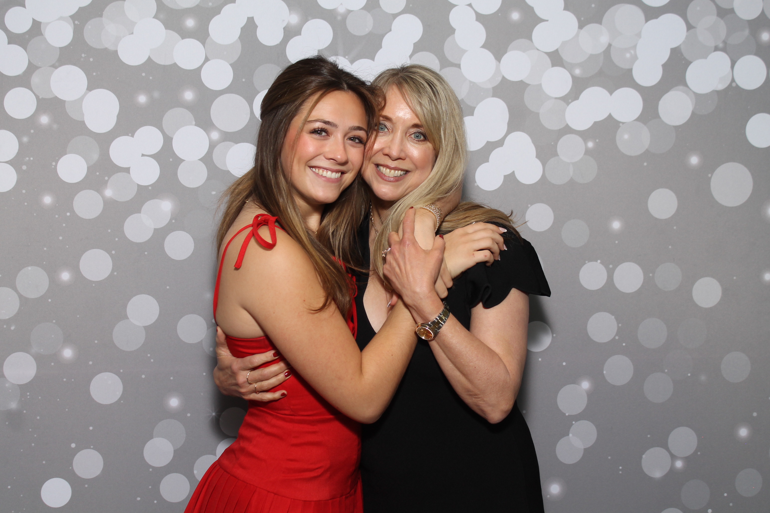 Red Dress Gala | View more photos from the event at gallery.photoboothcincy.com/u/PhotoBoothCincy/Red-Dress-Gala-1