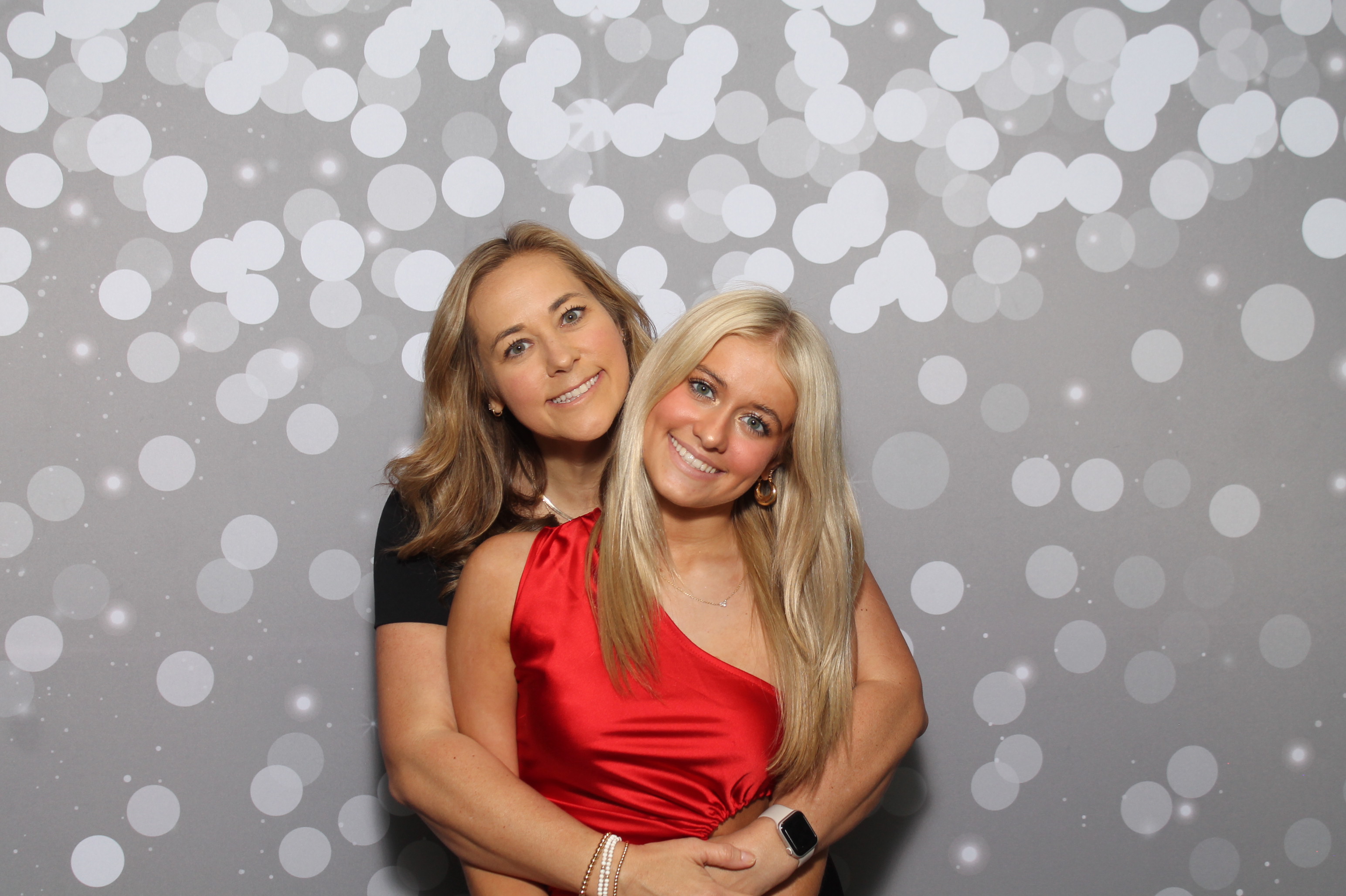 Red Dress Gala | View more photos from the event at gallery.photoboothcincy.com/u/PhotoBoothCincy/Red-Dress-Gala-1