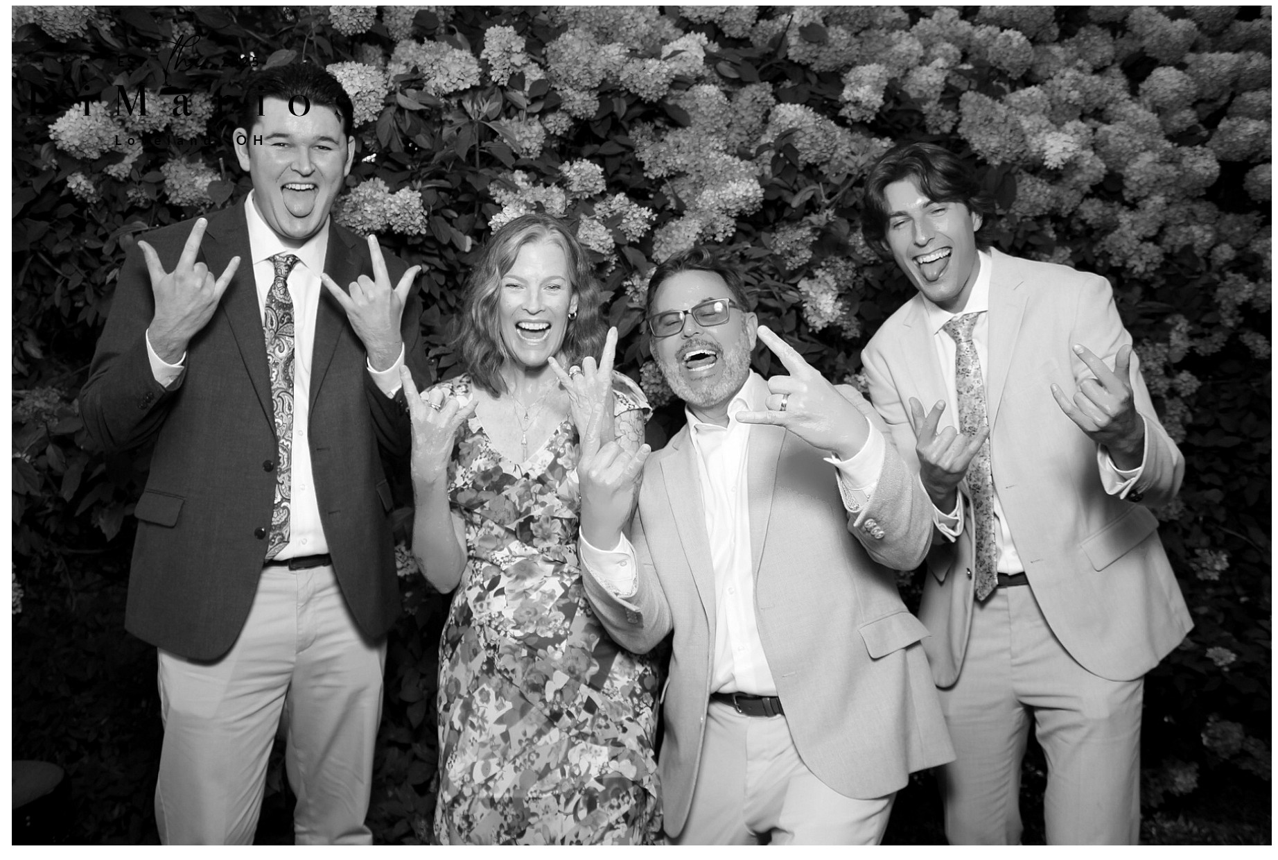 Reilly & Sam | View more photos from the event at gallery.photoboothcincy.com/u/PhotoBoothCincy/Reilly-Sam