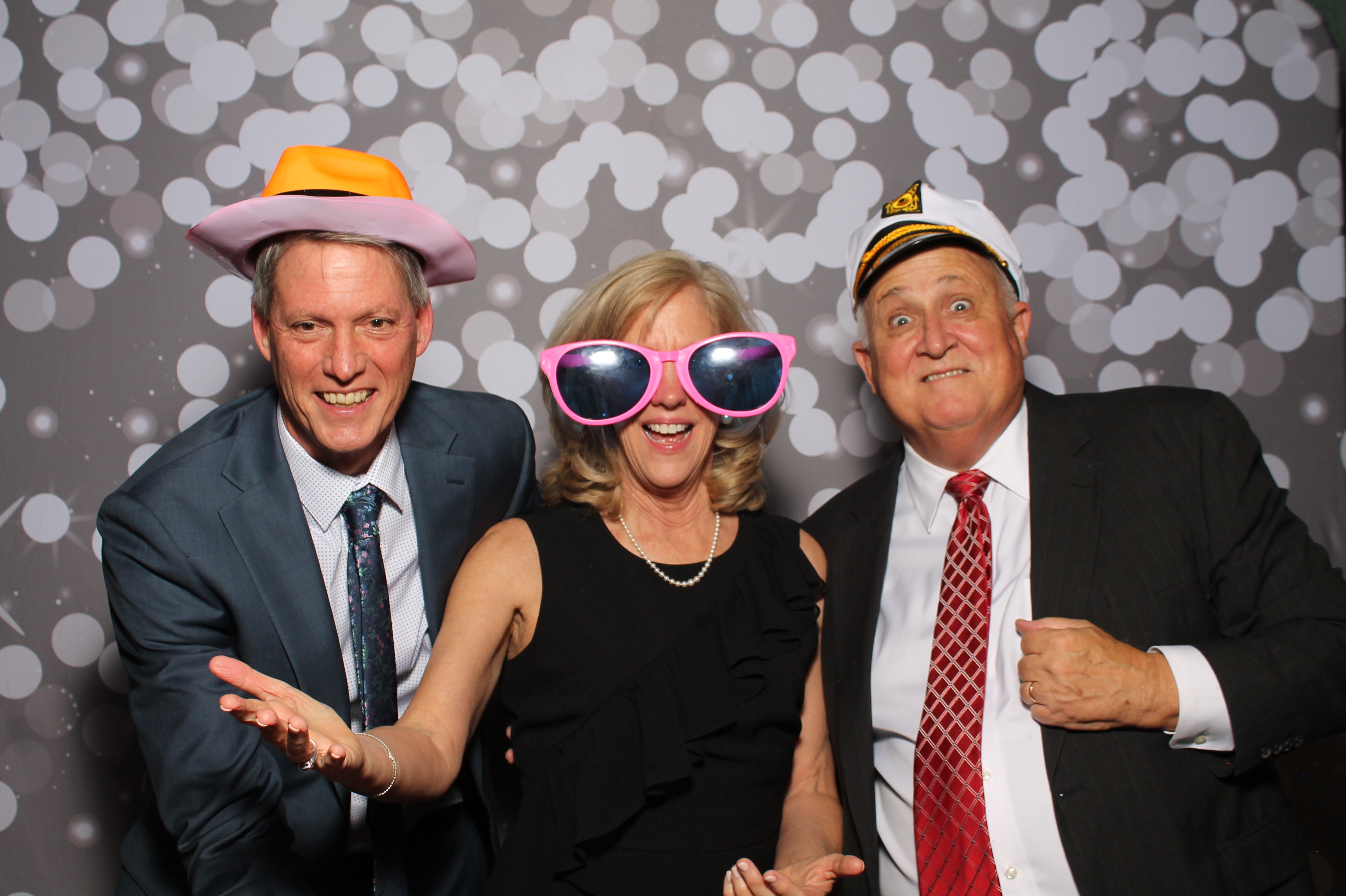 Ryan & Mary Grace Reception  | View more photos from the event at gallery.photoboothcincy.com/u/PhotoBoothCincy/Ryan-Mary-Grace-Reception