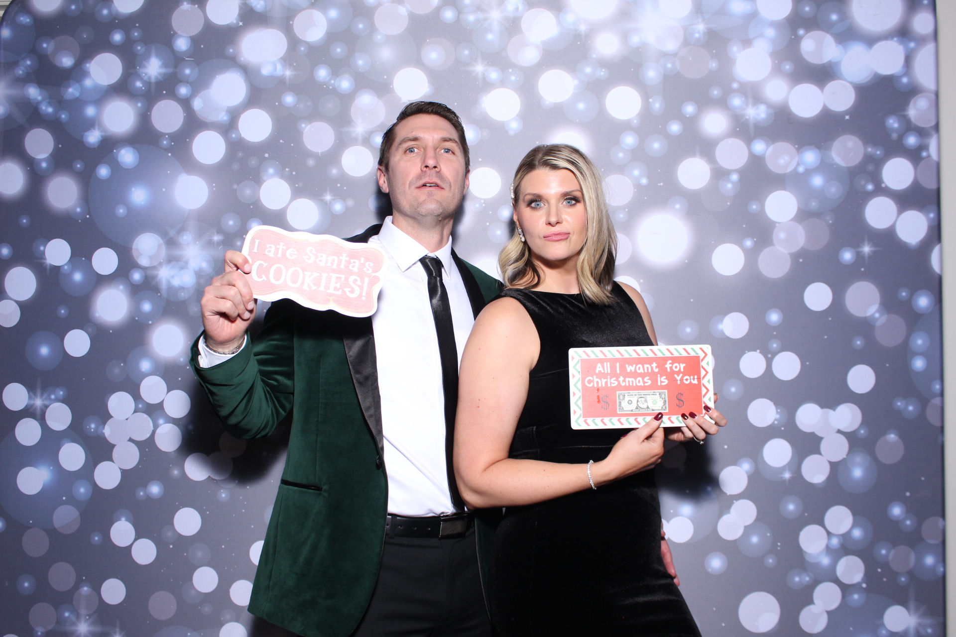 SEI Holiday Party | View more photos from the event at gallery.photoboothcincy.com/u/PhotoBoothCincy/SEI-Holiday-Party-0