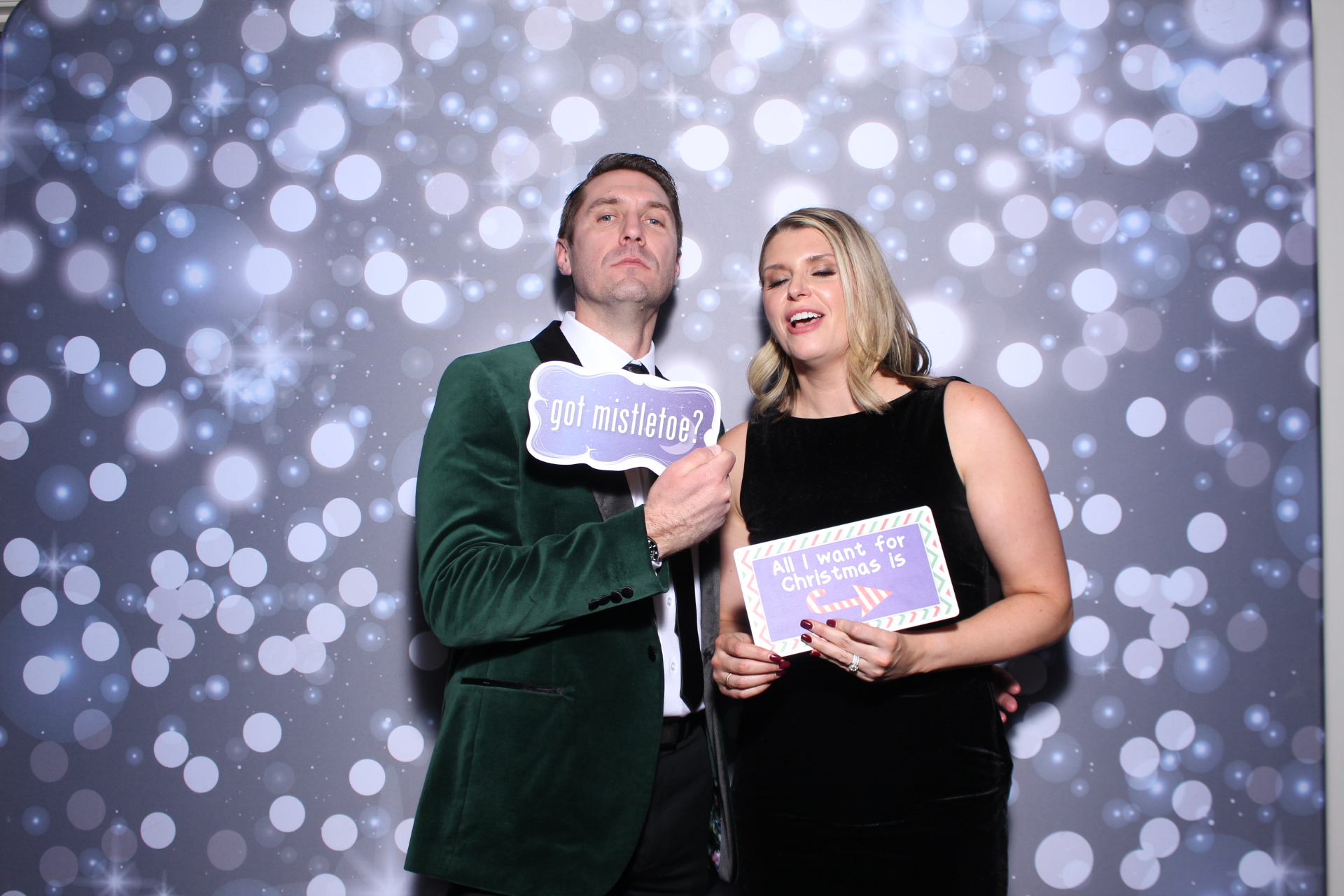 SEI Holiday Party | View more photos from the event at gallery.photoboothcincy.com/u/PhotoBoothCincy/SEI-Holiday-Party-0