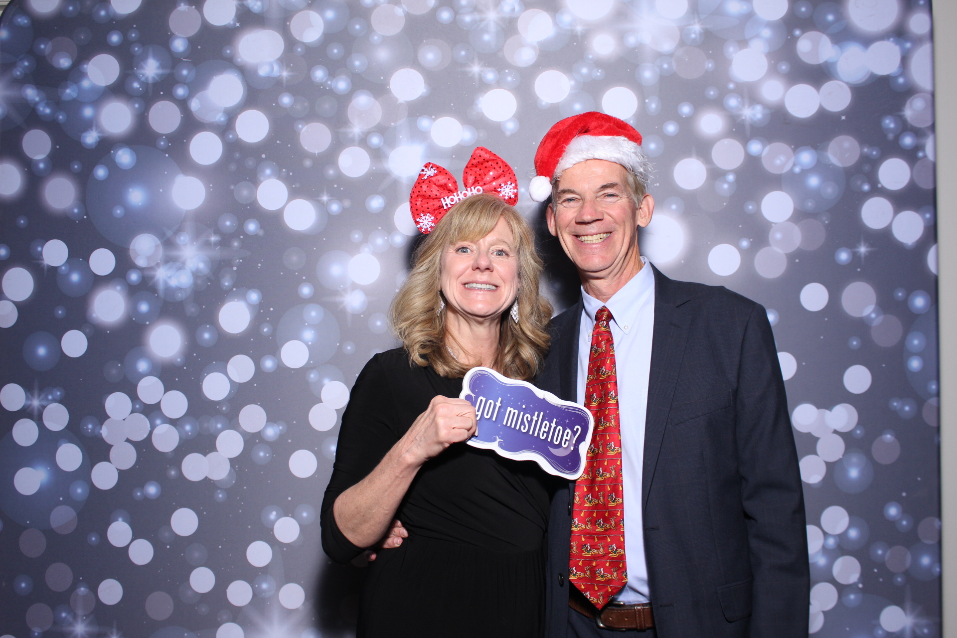 SEI Holiday Party | View more photos from the event at gallery.photoboothcincy.com/u/PhotoBoothCincy/SEI-Holiday-Party-0