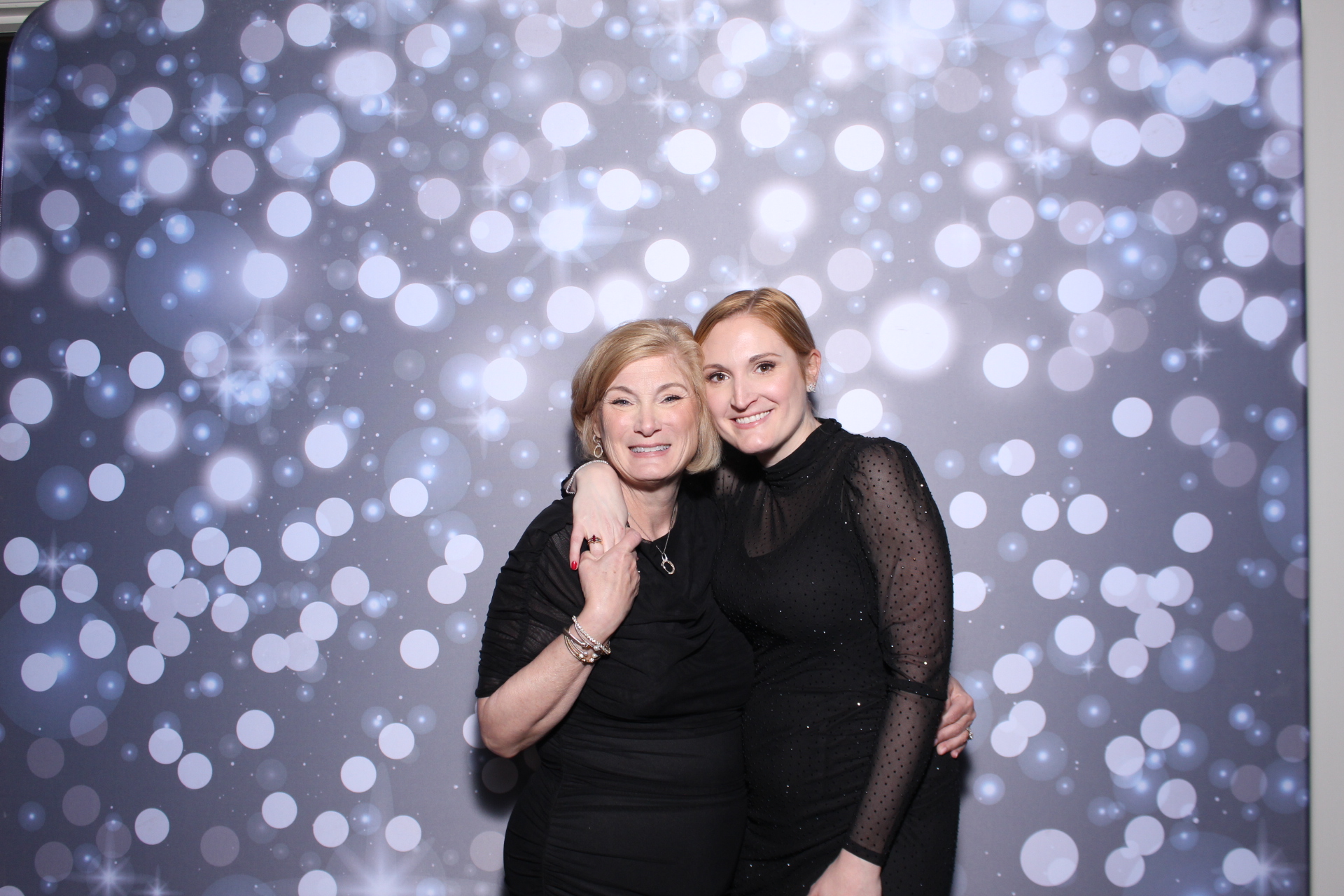 SEI Holiday Party | View more photos from the event at gallery.photoboothcincy.com/u/PhotoBoothCincy/SEI-Holiday-Party-0