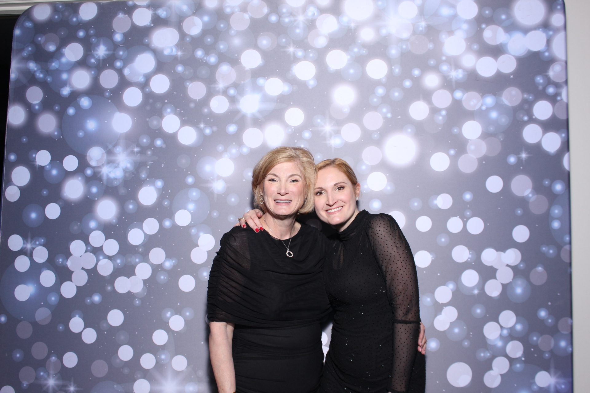 SEI Holiday Party | View more photos from the event at gallery.photoboothcincy.com/u/PhotoBoothCincy/SEI-Holiday-Party-0