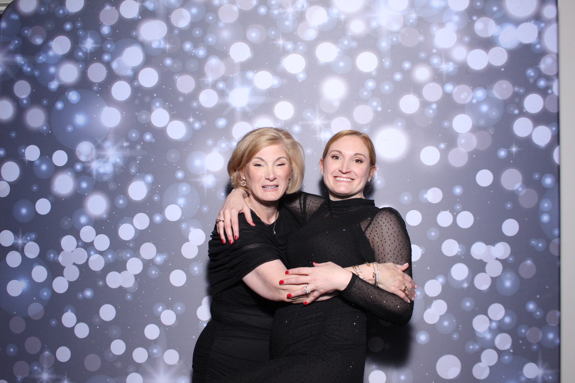 SEI Holiday Party | View more photos from the event at gallery.photoboothcincy.com/u/PhotoBoothCincy/SEI-Holiday-Party-0